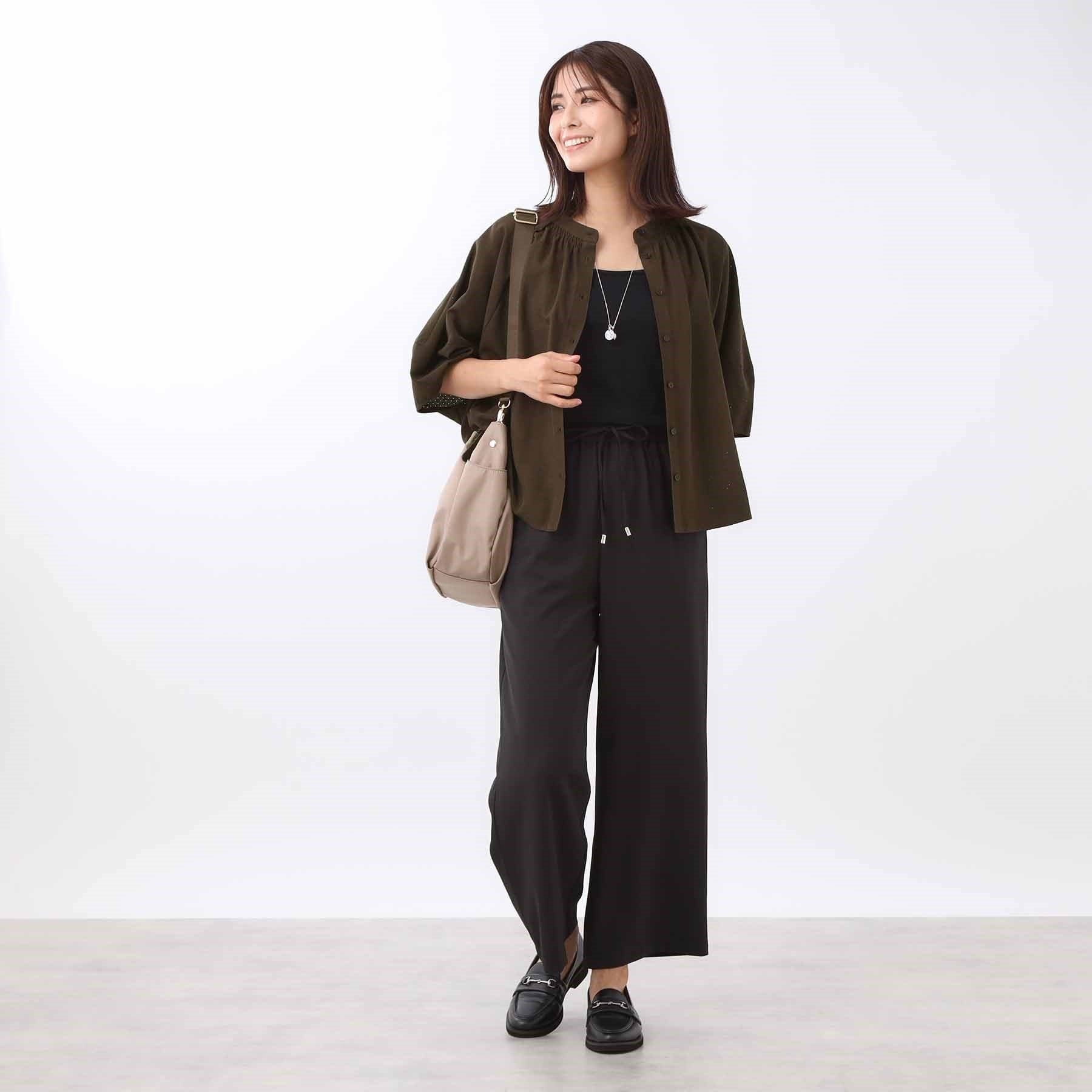 リフレクト Reflect 【E-QUALITY／体型カバー／ゆったり着られる◎】バンドカラー七分袖ブラウス （ネイビー(094)） ネイビー(094)