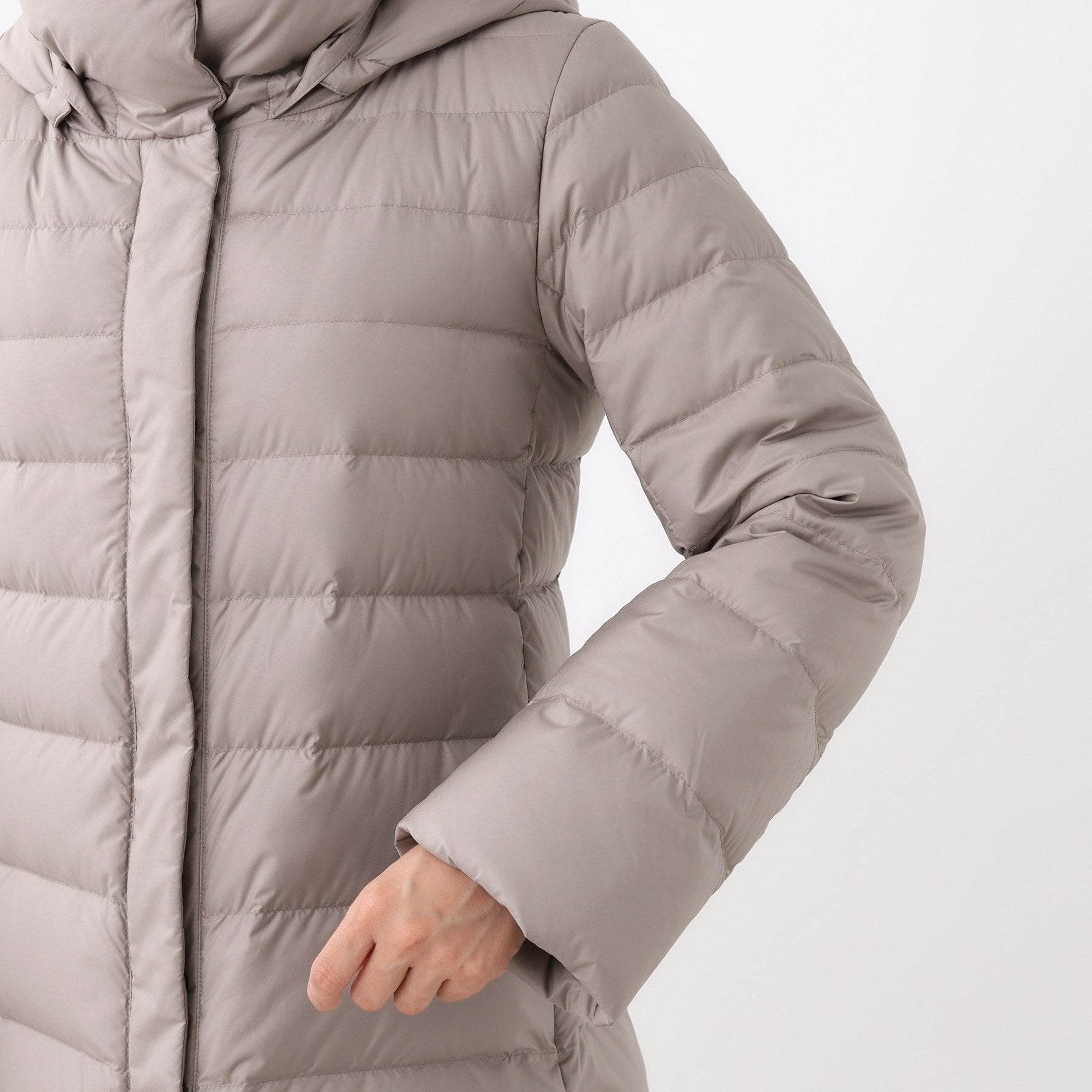 リフレクト Reflect 【定番人気／ウエスト調整可】フーデッドミドルダウンコート （ネイビー(094)） ネイビー(094)