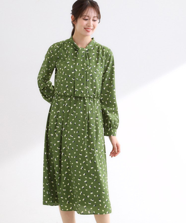 リフレクト Reflect ◆【通勤・おでかけにおすすめ◎】フラワープリントボウタイワンピース （ライトグレー(111)） ライトグレー(111)