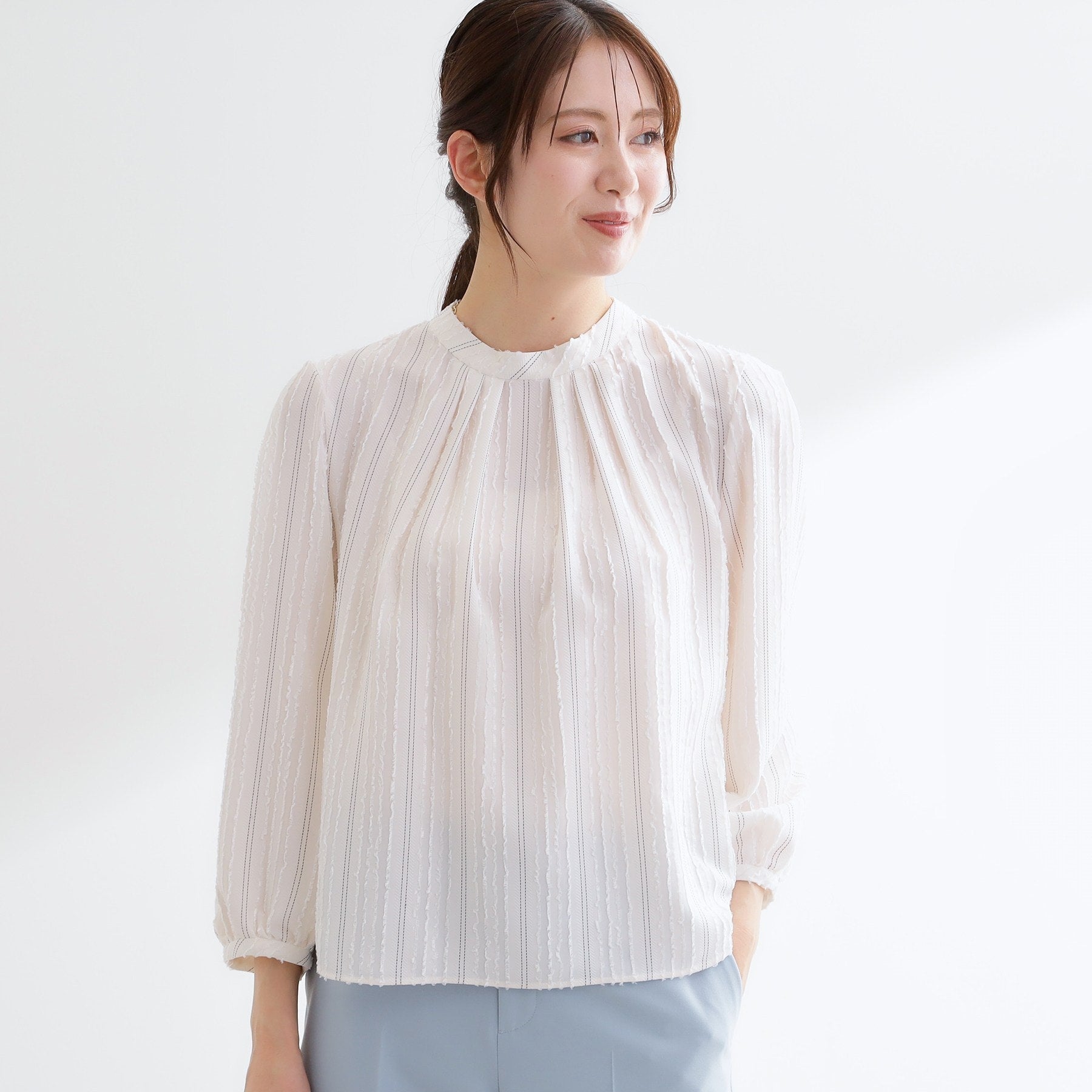 リフレクト Reflect 【セットアップ可】ストライプ柄ジャカードブラウス （ホワイト(301)） ホワイト(301)