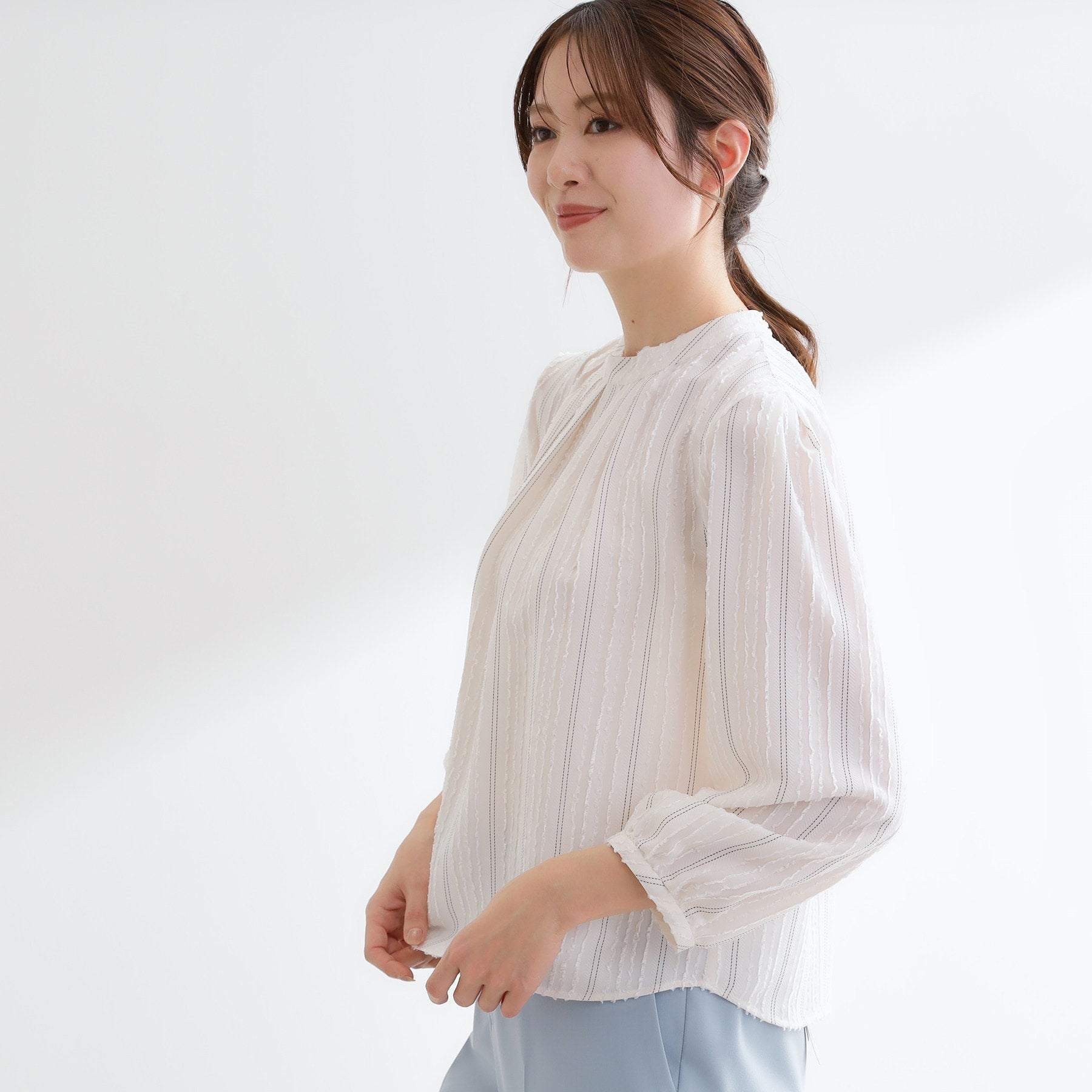 リフレクト Reflect 【セットアップ可】ストライプ柄ジャカードブラウス （ホワイト(301)） ホワイト(301)