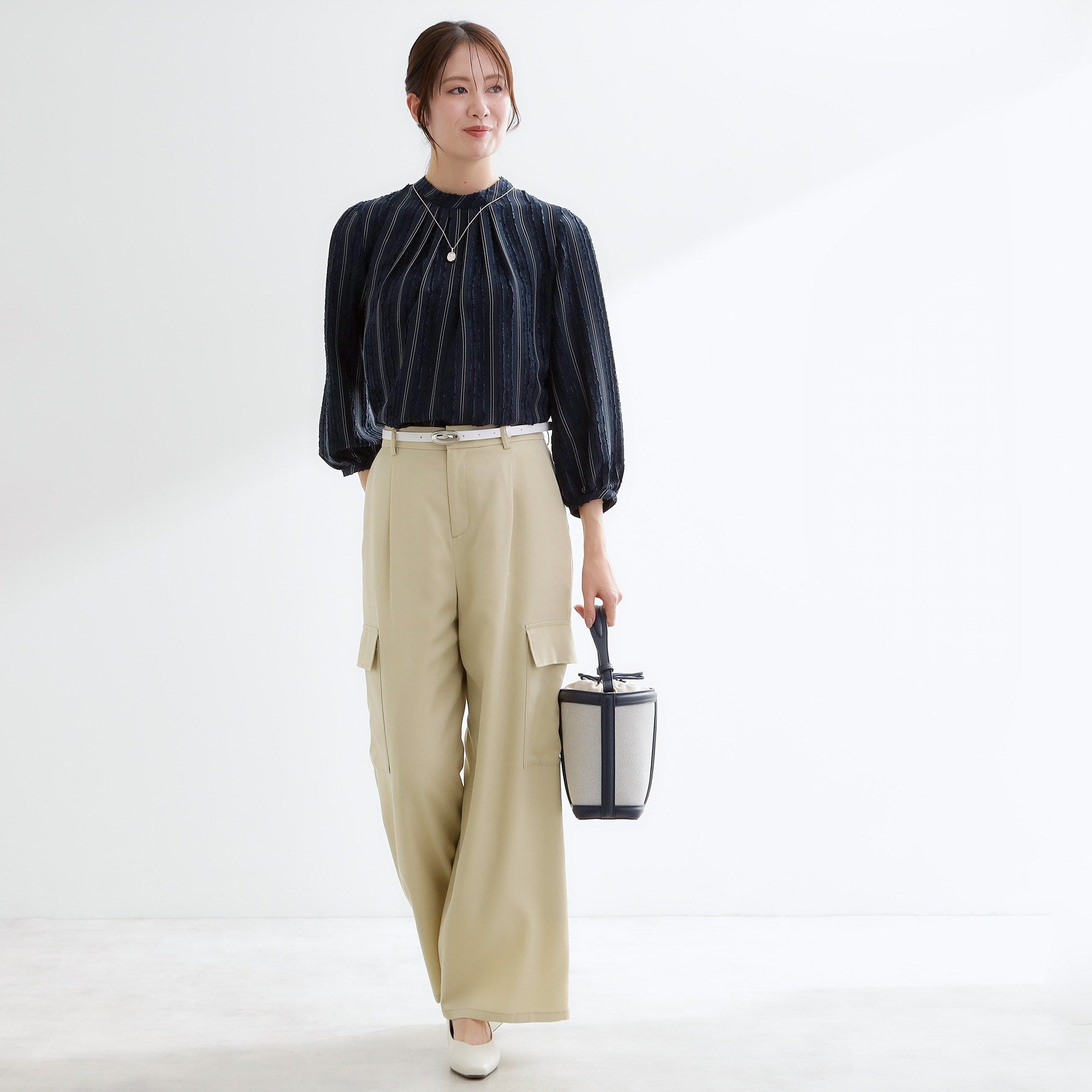 リフレクト Reflect 【セットアップ可】ストライプ柄ジャカードブラウス （ホワイト(301)） ホワイト(301)