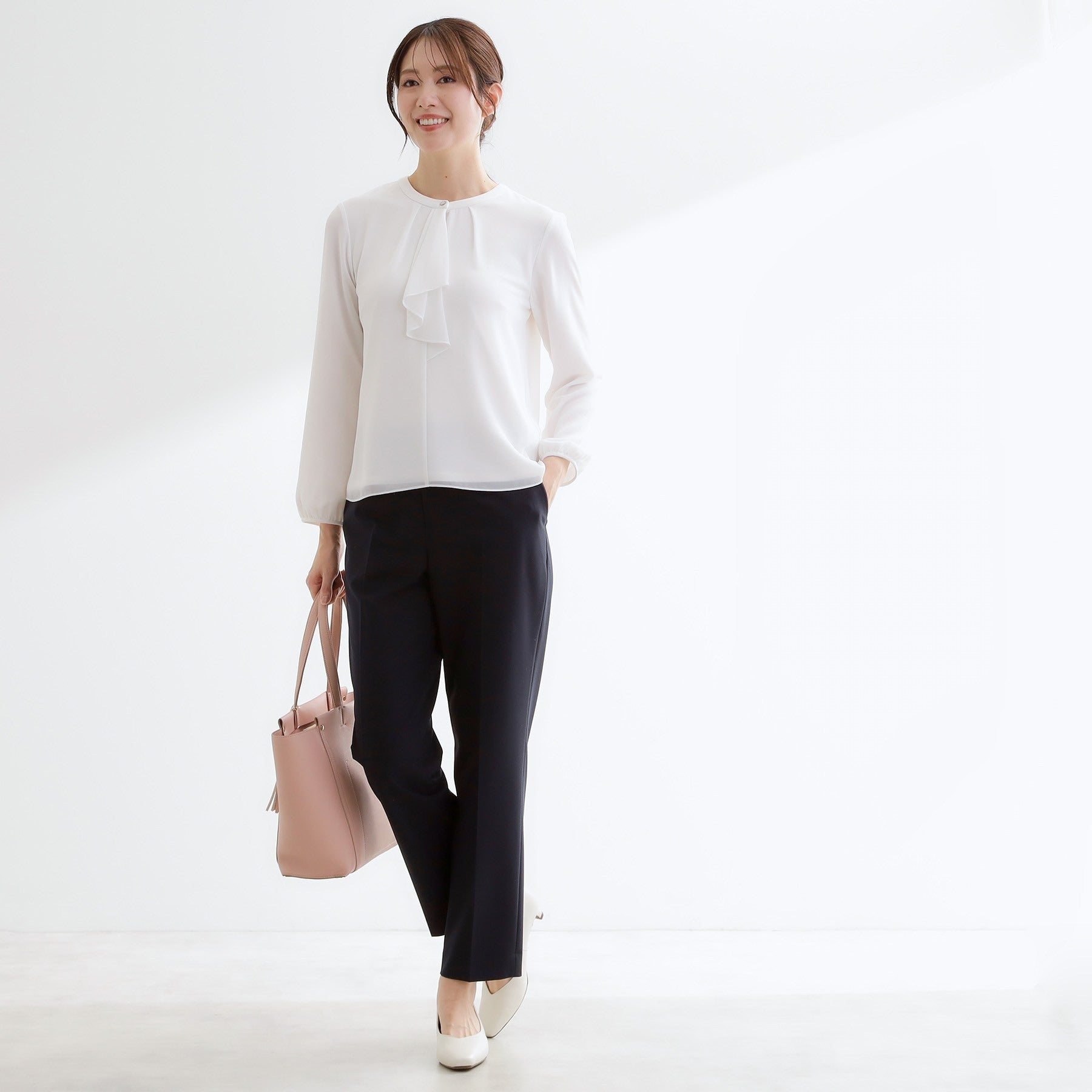 リフレクト Reflect フロントフリルシフォンブラウス （アイボリー(104)） アイボリー(104)