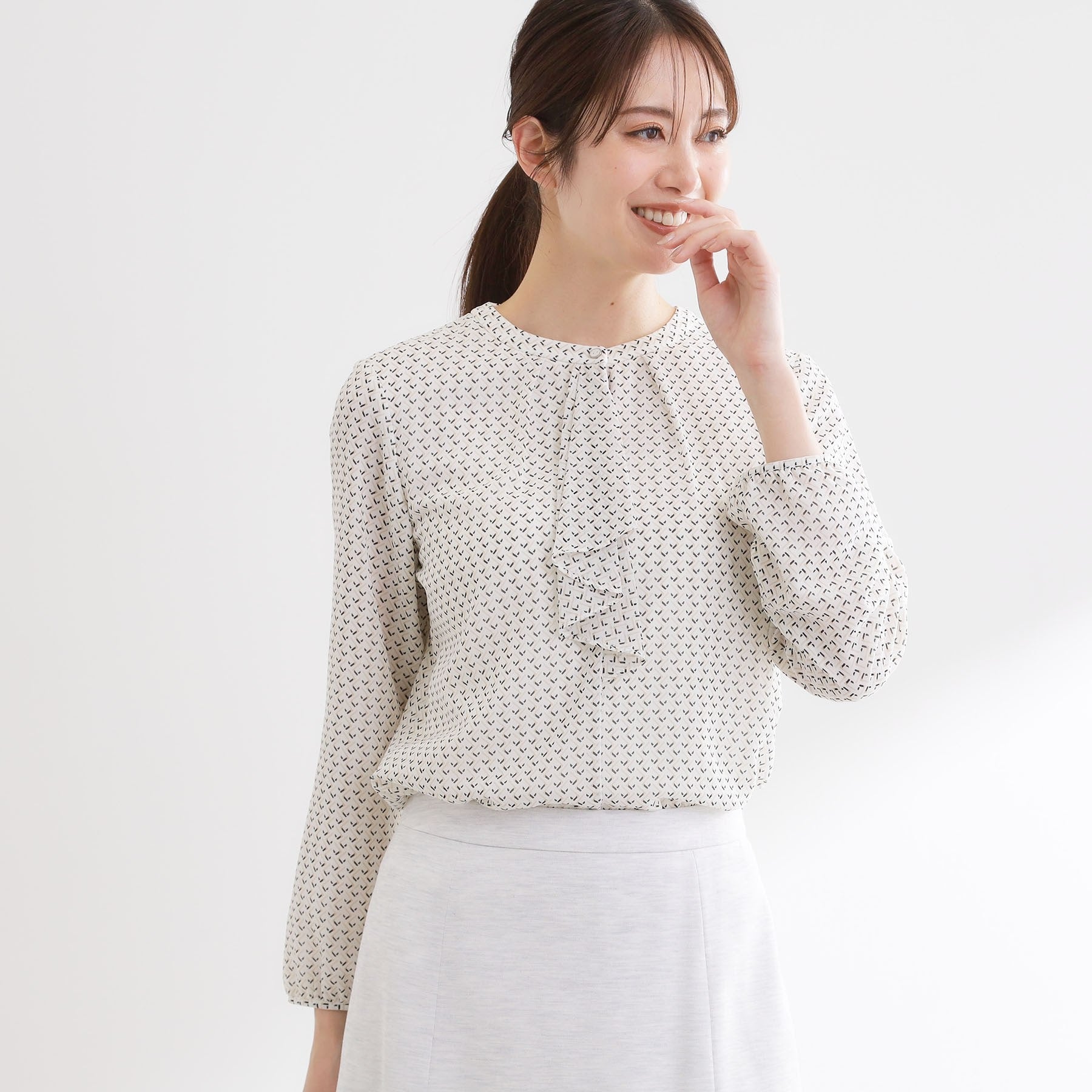 リフレクト Reflect フロントフリルシフォンブラウス （アイボリー(104)） アイボリー(104)