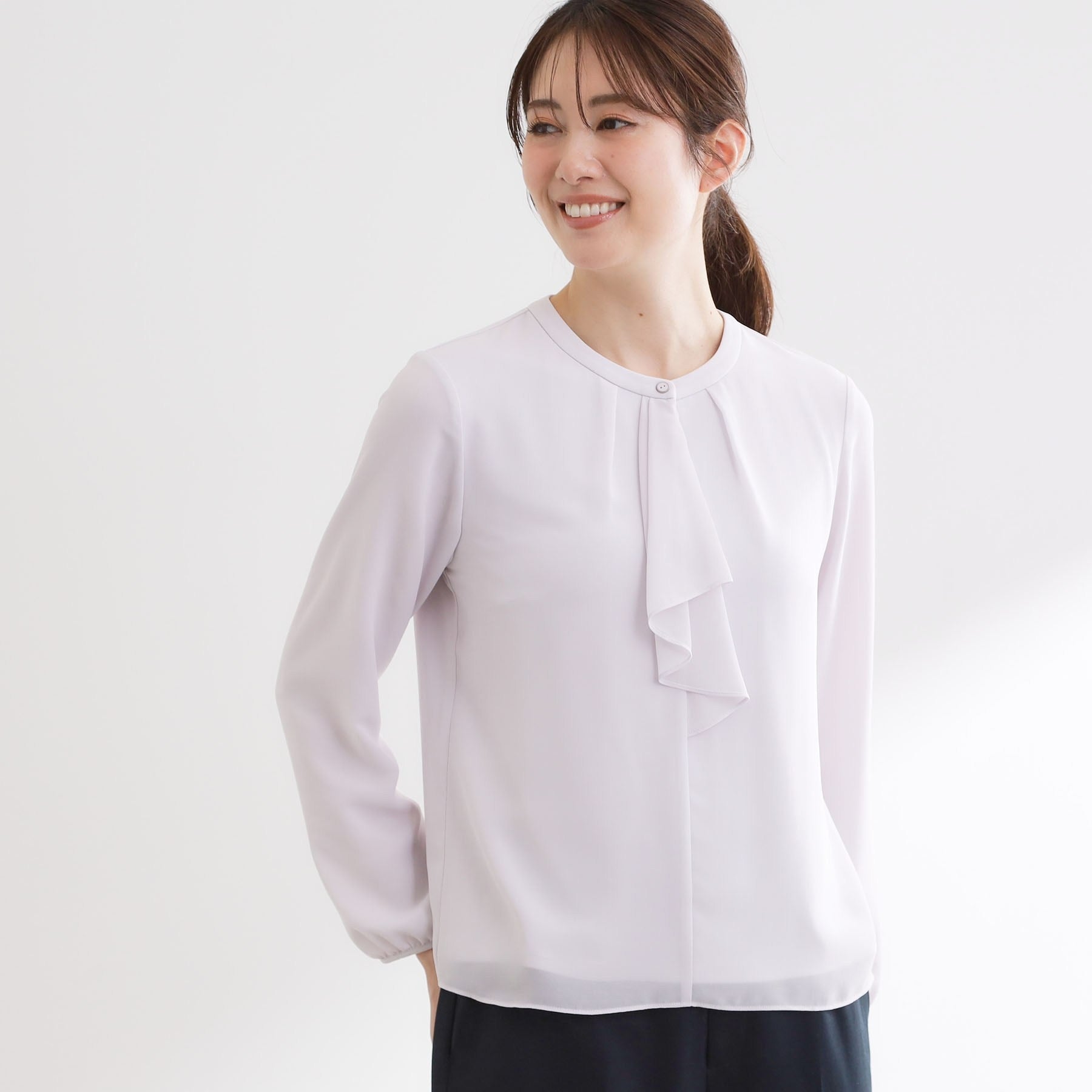 リフレクト Reflect フロントフリルシフォンブラウス （ライトグレー(011)） ライトグレー(011)