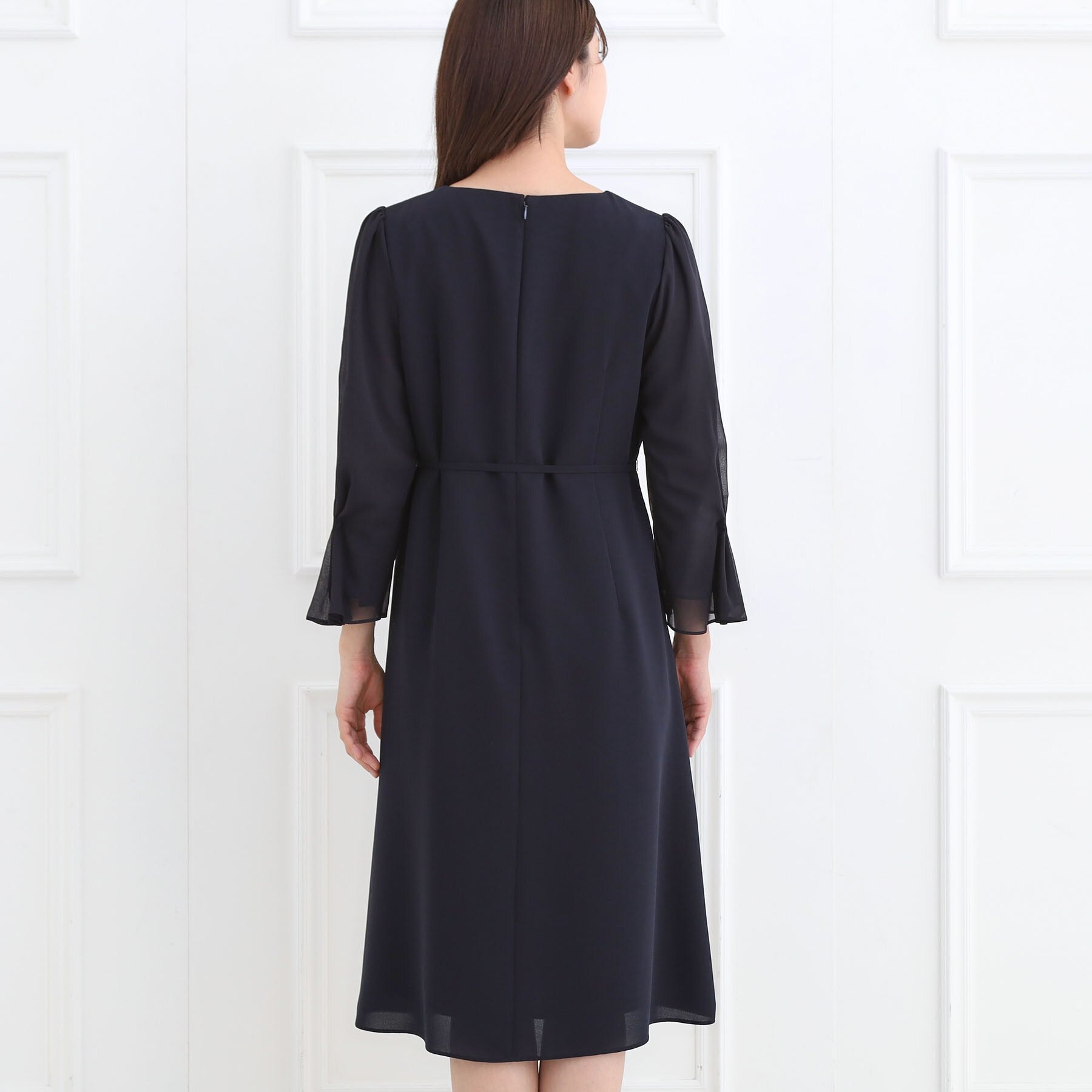 リフレクト Reflect 【フォーマル／入卒／付属リボン付き】スリーブデザインジョーゼットワンピース （ネイビー(094)） ネイビー(094)