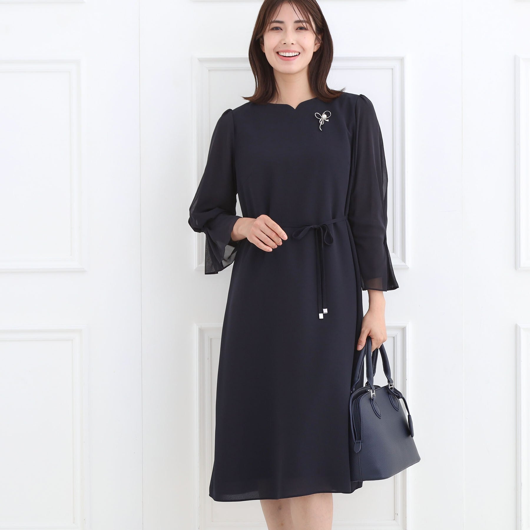 リフレクト Reflect 【フォーマル／入卒／付属リボン付き】スリーブデザインジョーゼットワンピース （ネイビー(094)） ネイビー(094)