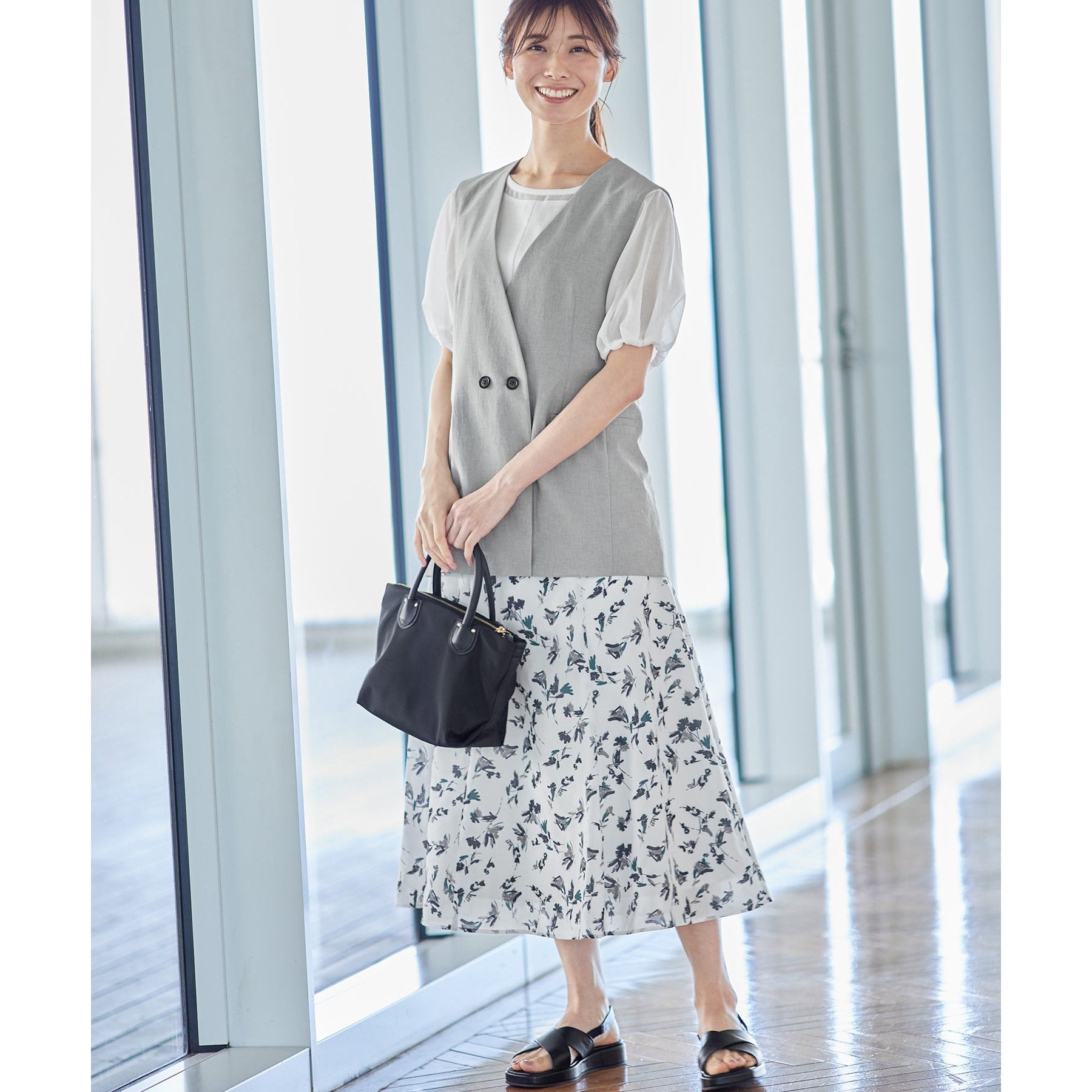 リフレクト Reflect 【マシンウォッシュ可】フラワー柄フレアスカート （オフホワイト(103)） オフホワイト(103)