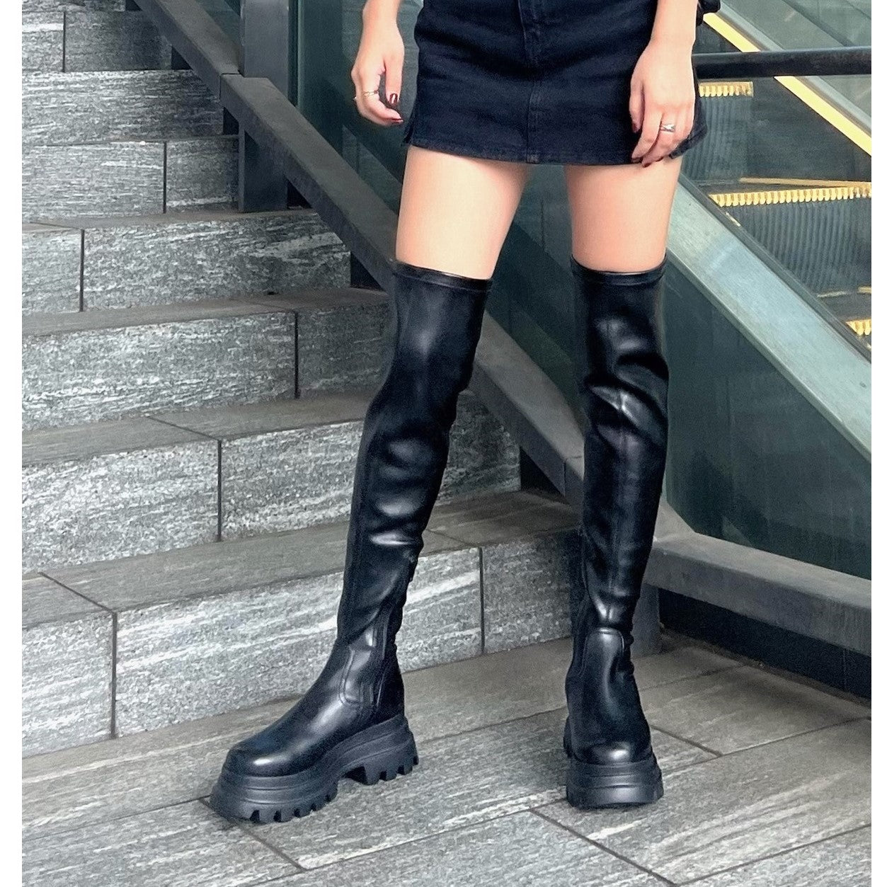 アールアンドイー R&E 厚底ソールヒーハイブーツ