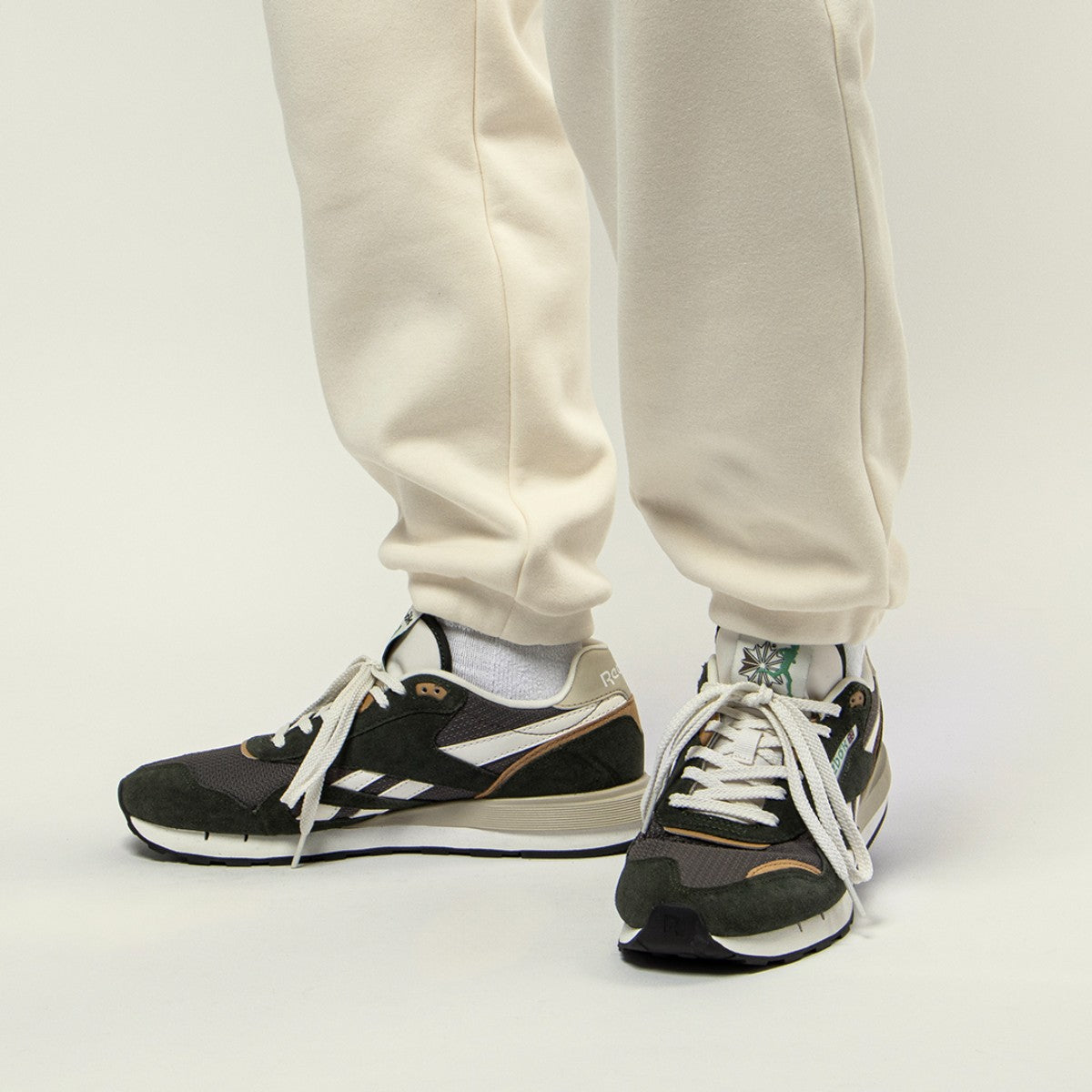リーボック Reebok クラシックナイロン 89（CLASSIC NYLON 89） （グリーン） グリーン