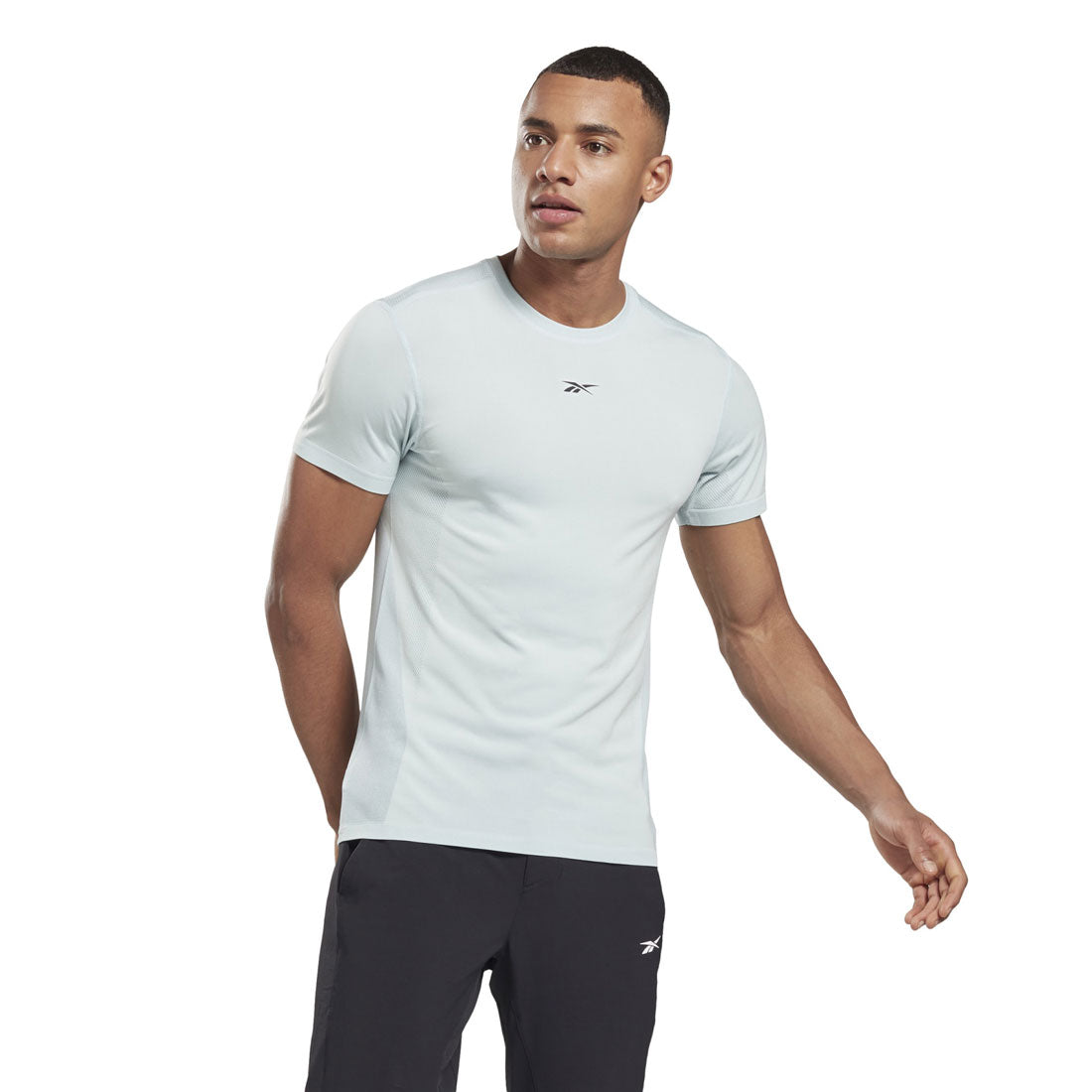 ユナイテッド バイ フィットネス MyoKnit シームレス Tシャツ / United By Fitness MyoKnit Seamless T-Shirt