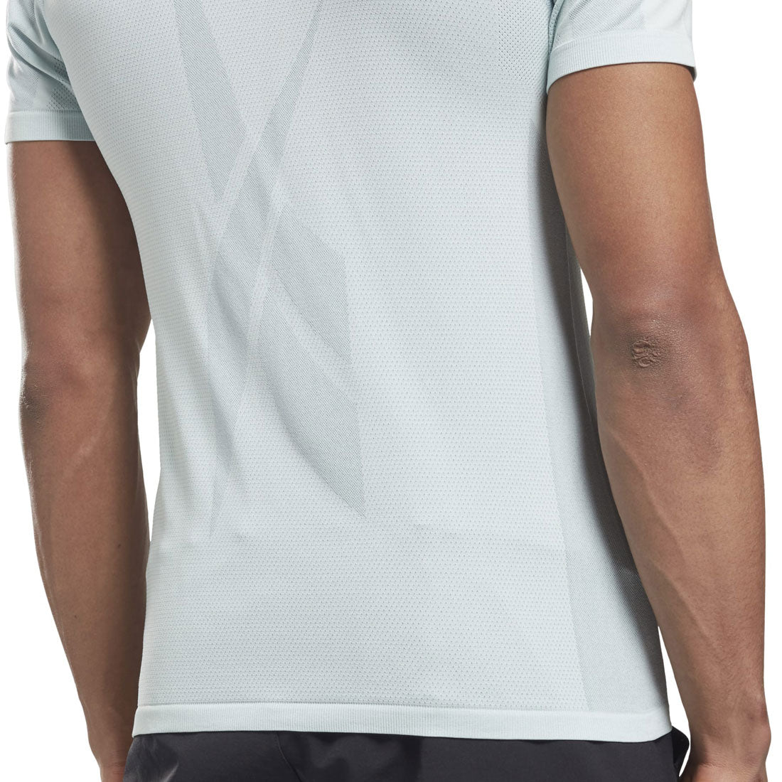 ユナイテッド バイ フィットネス MyoKnit シームレス Tシャツ / United By Fitness MyoKnit Seamless T-Shirt