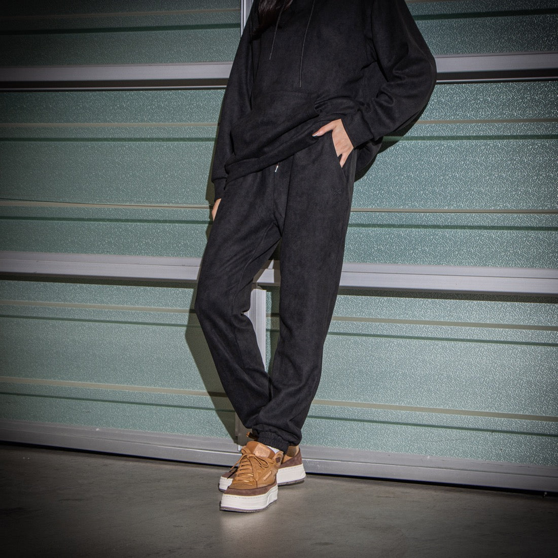 スエードライク パンツ /  SUEDE LIKE PANTS