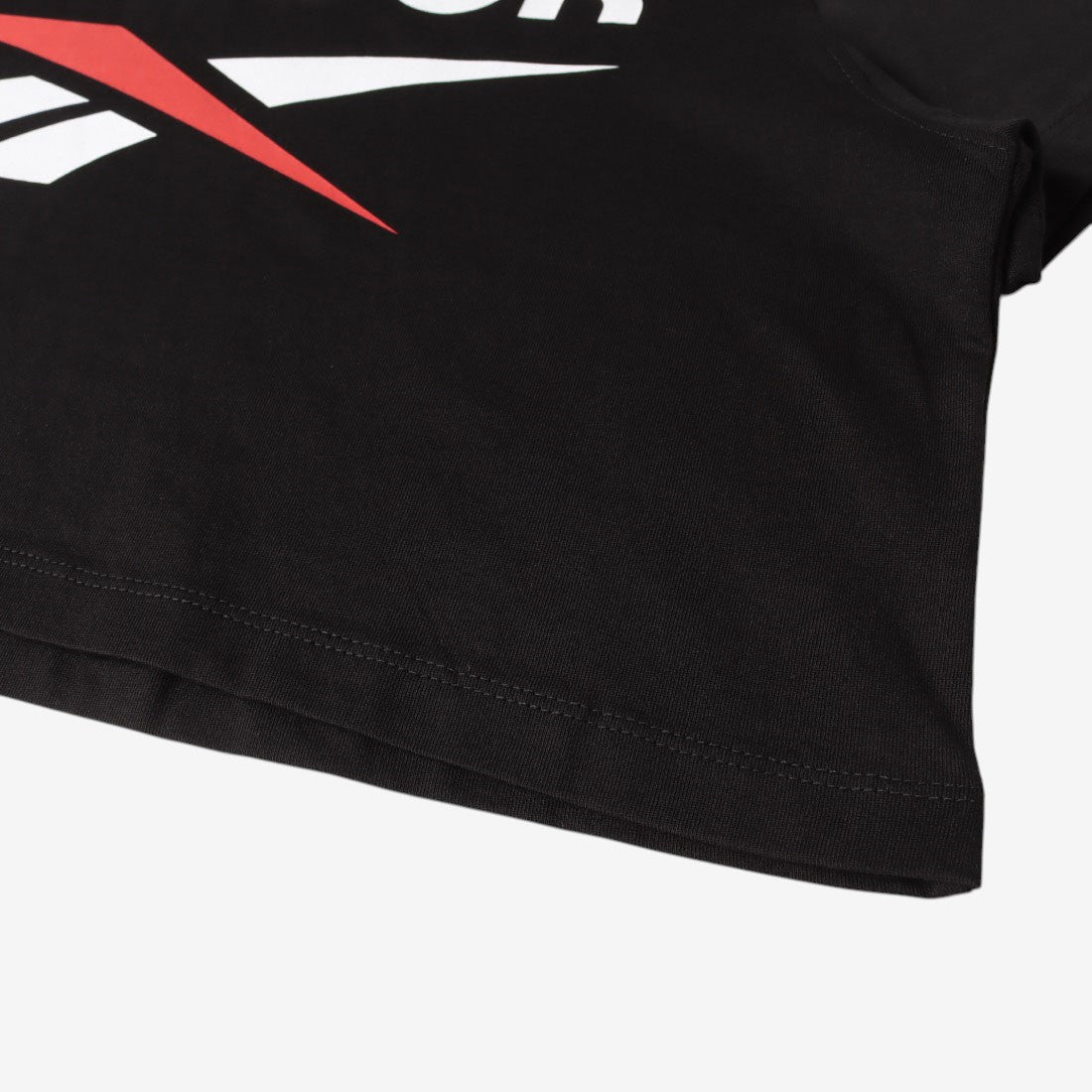 2カラーロゴ クロップド Tシャツ / SADIE 2 COLOUR LOGO CRW CROPPED SS TEE （ブラック） ブラック