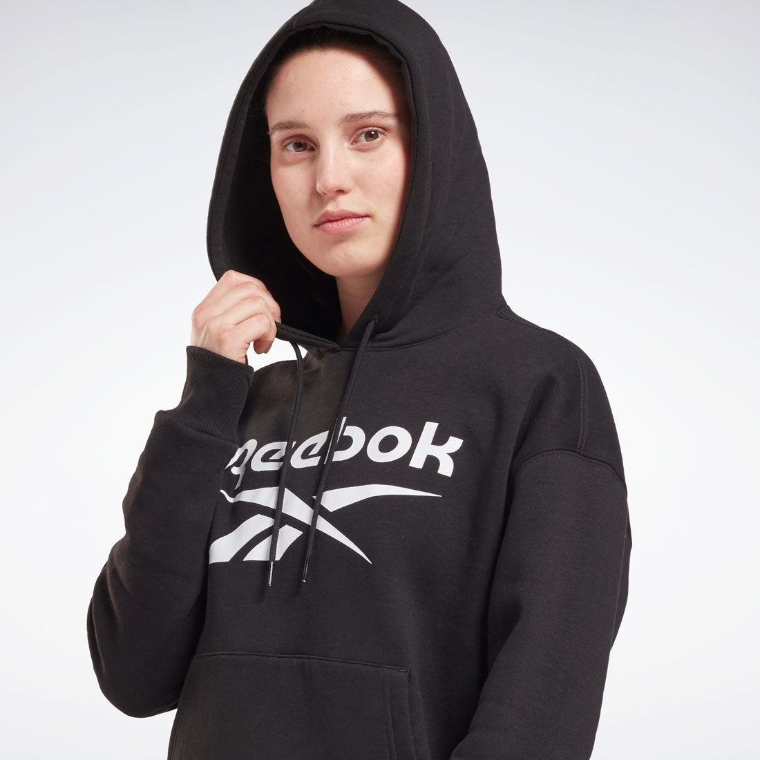 アイデンティティ ロゴ フリース プルオーバー フーディー / Identity Logo Fleece Pullover Hoodie