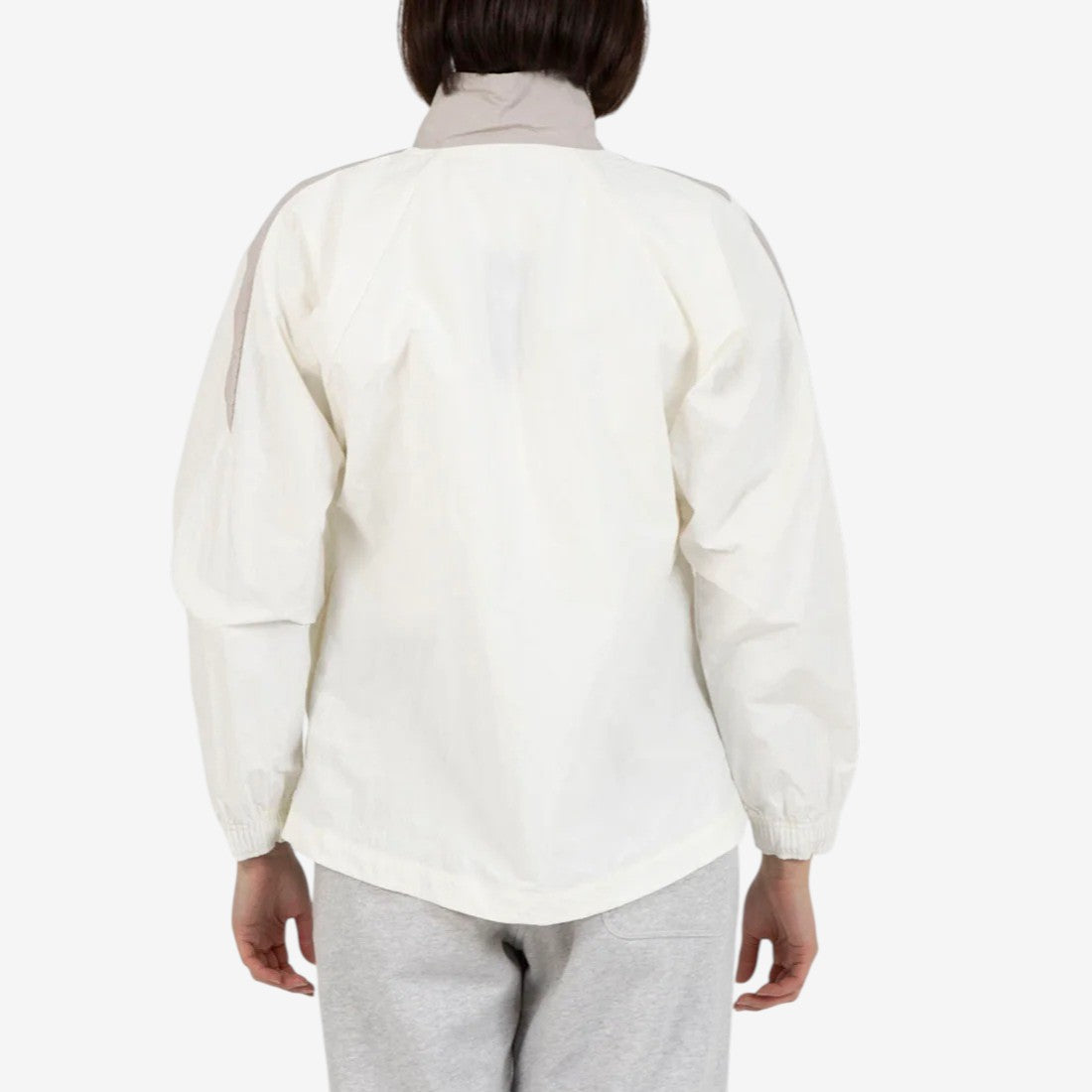 オープンヘム ベクター トラックジャケット / OPEN HEM VECTOR TRACK JACKET （チョーク/グレー） チョーク/グレー