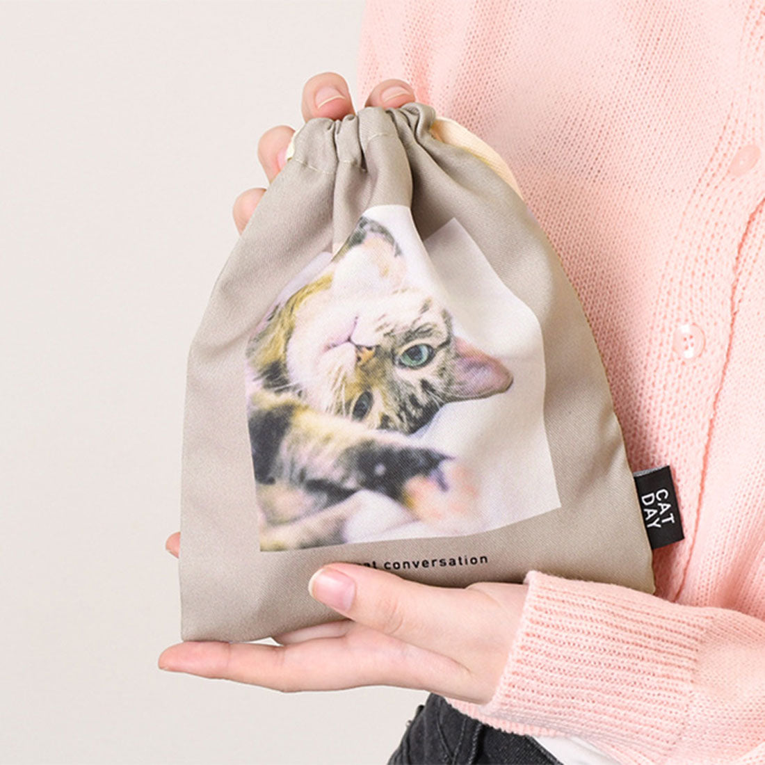 リアルスタイル REAL STYLE ポーチ 小物入れ 巾着袋 レディース ブランド キャット 猫 ねこ ネコ 小さめ フラット ミニ メイク 化粧 サニタリー 可愛い おしゃれ