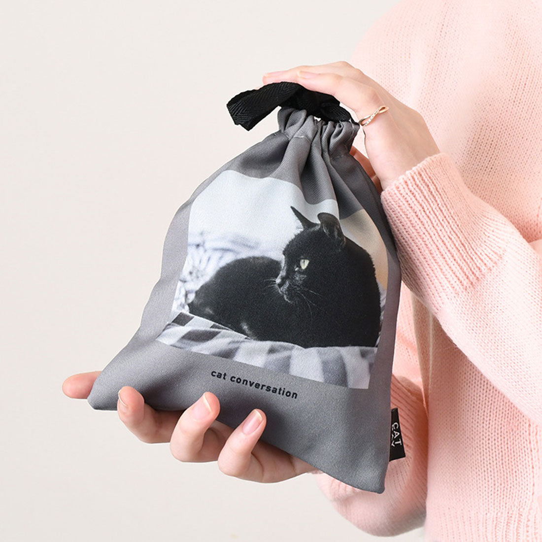 リアルスタイル REAL STYLE ポーチ 小物入れ 巾着袋 レディース ブランド キャット 猫 ねこ ネコ 小さめ フラット ミニ メイク 化粧 サニタリー 可愛い おしゃれ