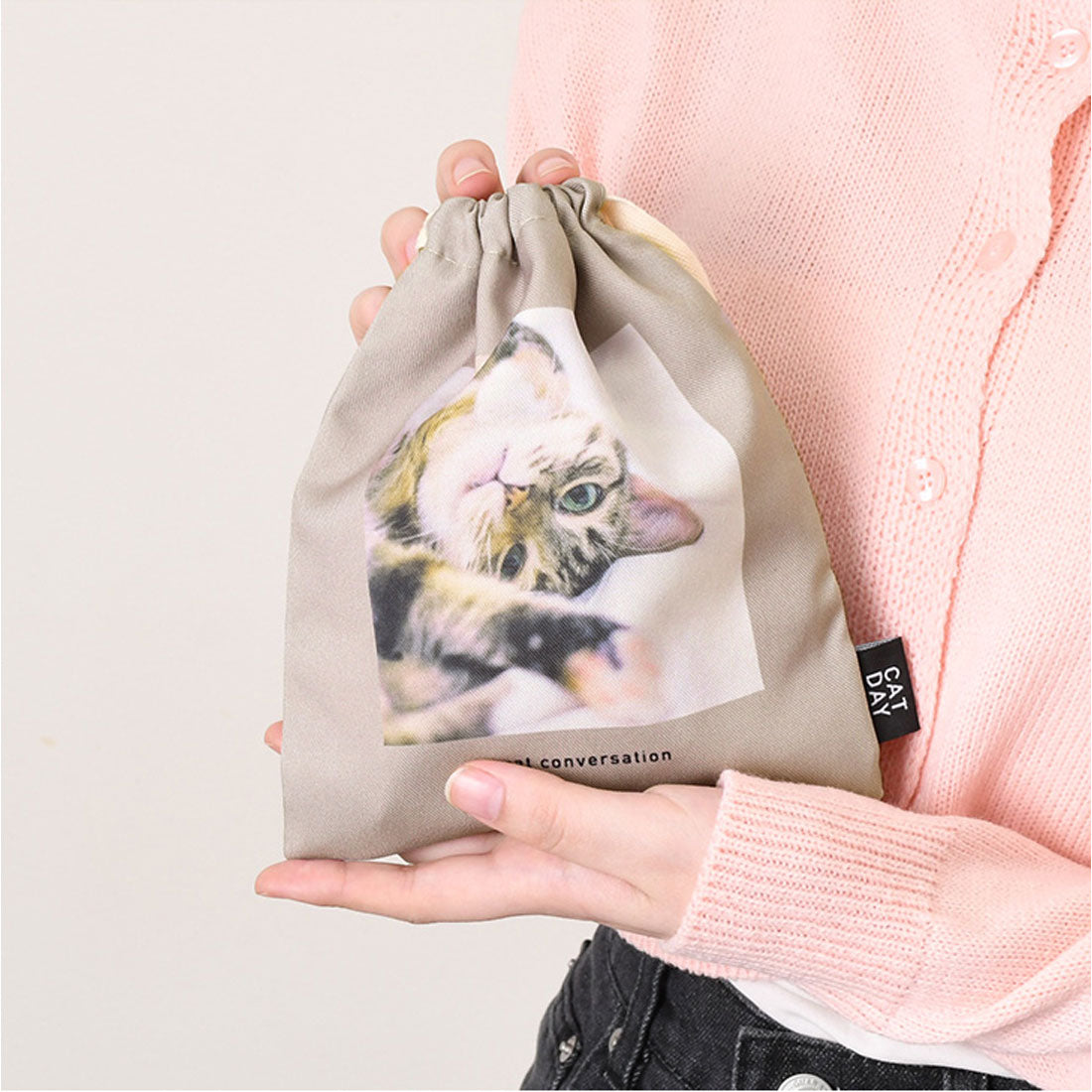 リアルスタイル REAL STYLE ポーチ 小物入れ 巾着袋 レディース ブランド キャット 猫 ねこ ネコ 小さめ フラット ミニ メイク 化粧 サニタリー 可愛い おしゃれ