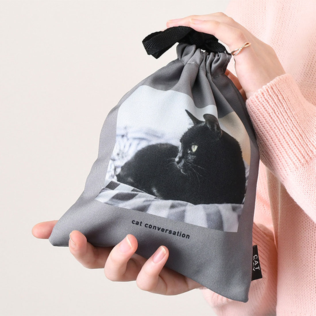 リアルスタイル REAL STYLE ポーチ 小物入れ 巾着袋 レディース ブランド キャット 猫 ねこ ネコ 小さめ フラット ミニ メイク 化粧 サニタリー 可愛い おしゃれ