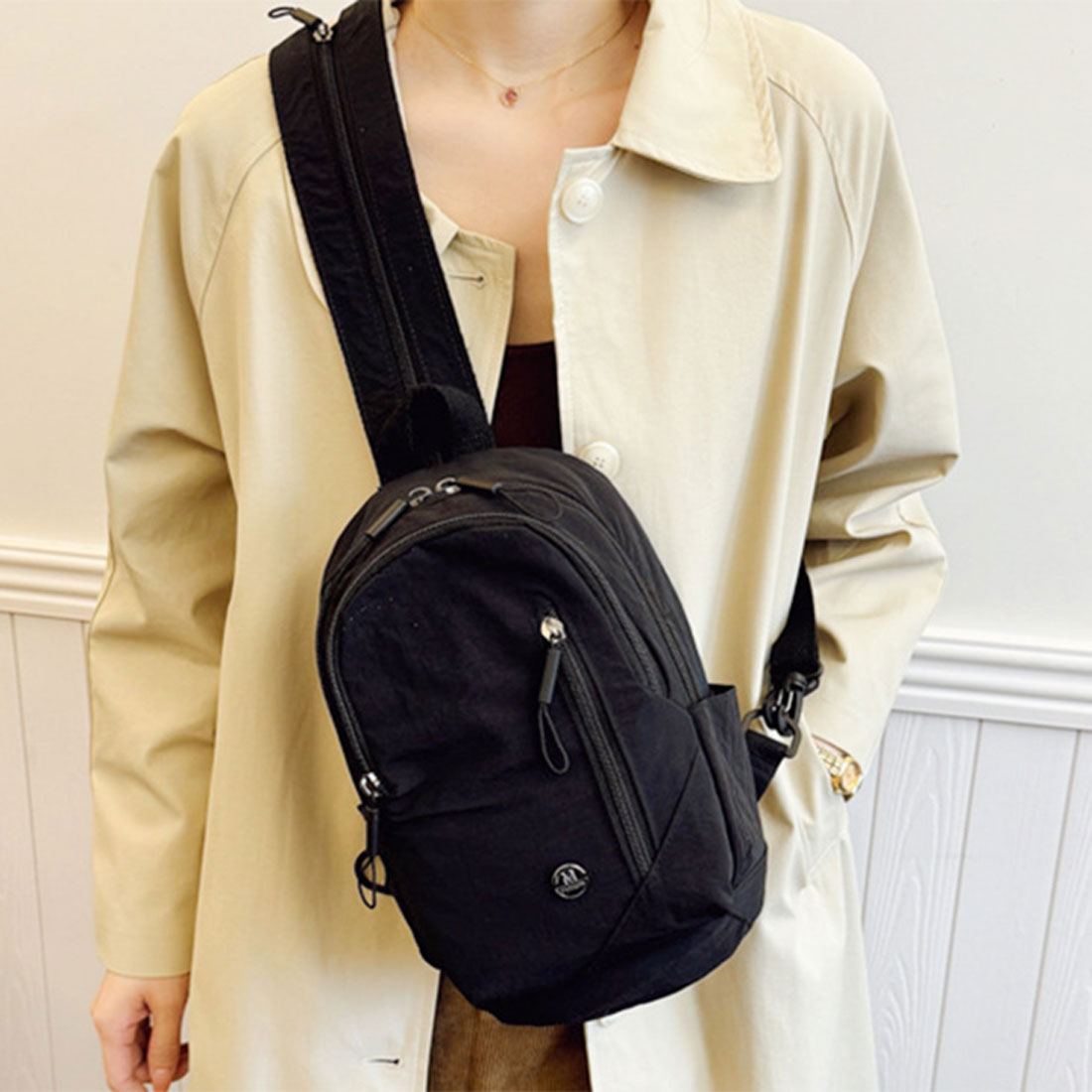 リアルスタイル REAL STYLE ボディバッグ ショルダーバッグ リュック レディース メンズ 軽い 小さい おしゃれ 大容量 斜めがけ ワンショルダー 2way ミニ 撥水 （ブラック） ブラック