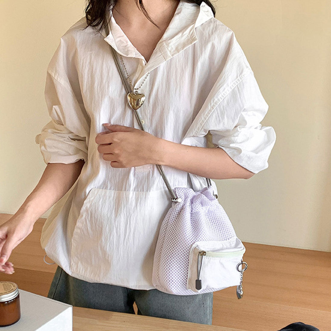 リアルスタイル REAL STYLE ショルダーバッグ レディース 巾着バッグ 巾着ショルダー 軽い 小さめ 斜めがけ メッシュ ポーチ 小物入れ バケツ型 ミニ 肩掛け おしゃれ （ブラック） ブラック