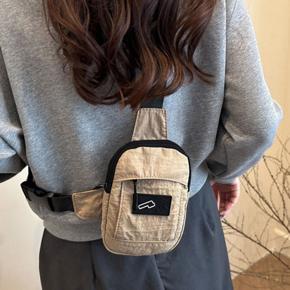 リアルスタイル REAL STYLE ボディバッグ ショルダーバッグ レディース メンズ 子供 キッズ ポーチ 小物入れ ミニ 小さめ 軽い 斜めがけ おしゃれ スマホ カジュアル 撥水 （ラベンダー） ラベンダー