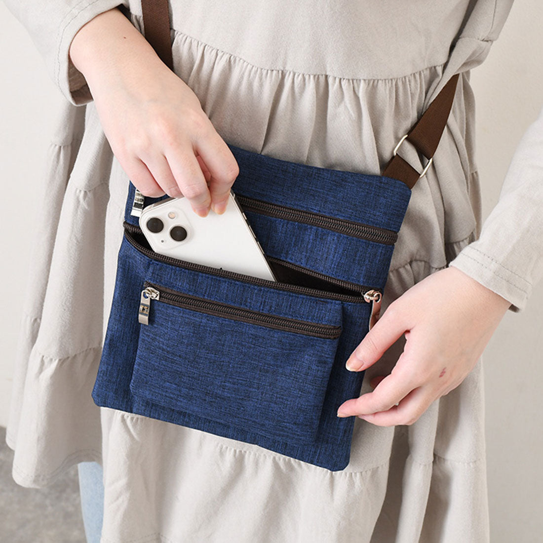 リアルスタイル REAL STYLE ショルダーバッグ レディース メンズ 軽い 斜めがけ 小さめ ミニショルダー サコッシュ 4ポケット ファスナー 仕切り スリム 機能的 肩掛け （グレー） グレー