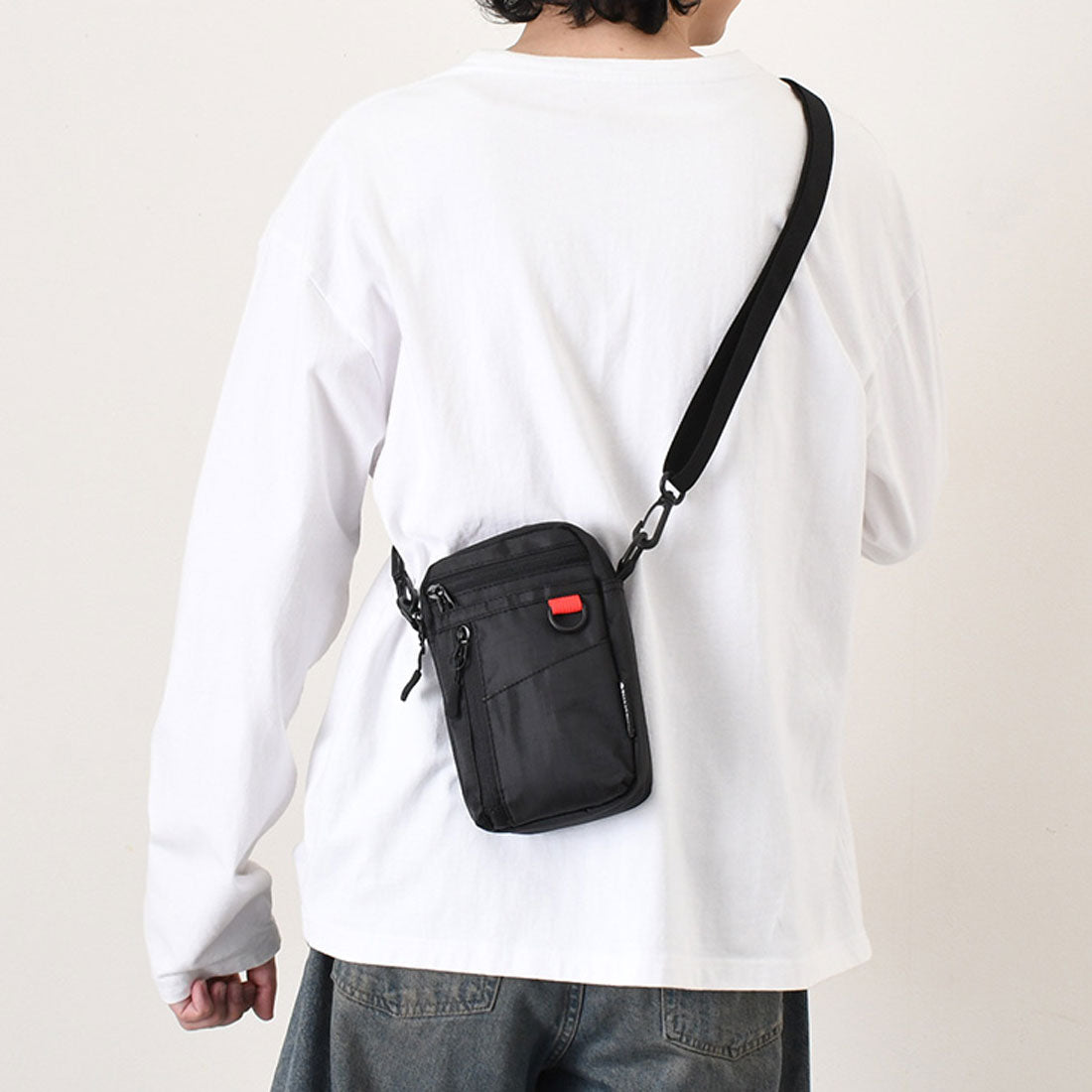 リアルスタイル REAL STYLE ショルダーバッグ メンズ 小さい ベルトポーチ ウエストポーチ 仕事用 ミニショルダー 小物入れ 縦型 軽量 斜めがけ 肩掛け 撥水 シンプル （ブラック） ブラック