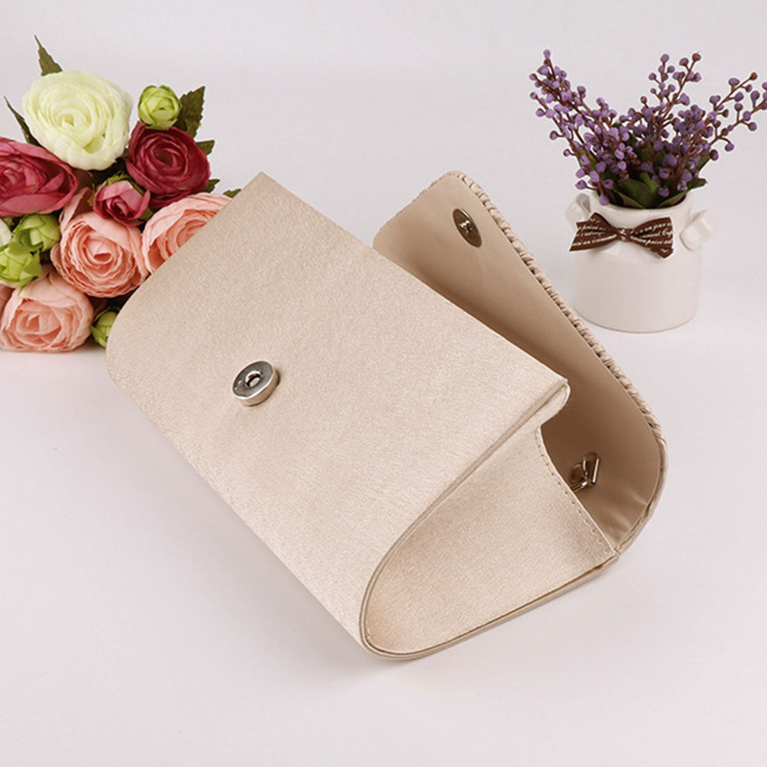 リアルスタイル REAL STYLE クラッチバッグ 結婚式 パーティー ショルダー チェーン 斜めがけ 華やか ラインストーン 上品 お呼ばれ