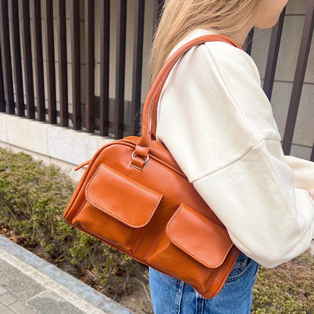 REAL STYLE Handbag Tote Bag for Women, Lightweight, Small, Stylish, Commuting, Black, Synthetic Leather, Mini, Girls, School, Faux Leather, Cute, Korean, Simple