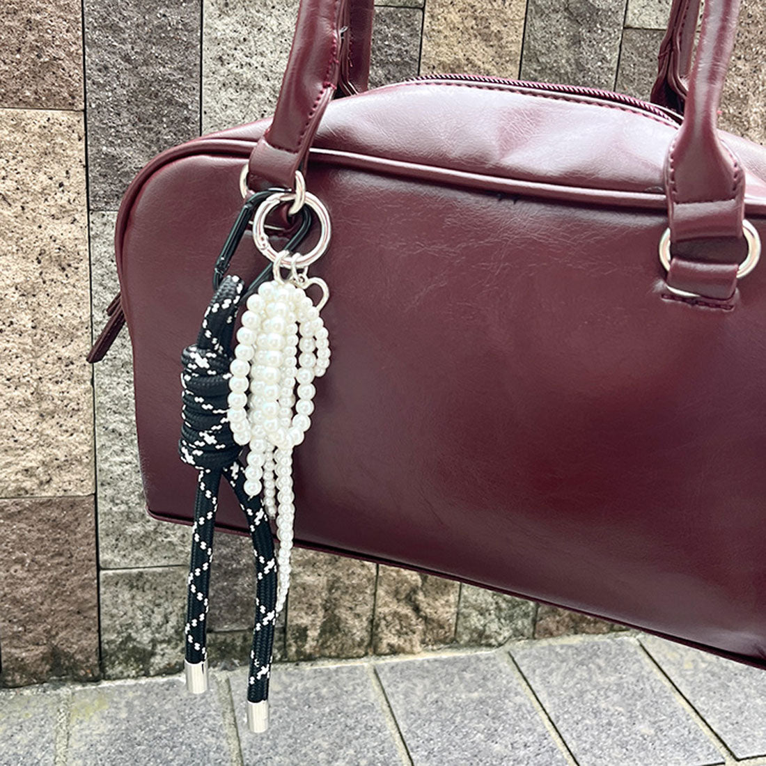 リアルスタイル REAL STYLE パラコード チャーム ストラップ キーホルダー バッグ スマホ アクセサリー おしゃれ 車 鍵 カラビナ ベルトループ かわいい トレンド