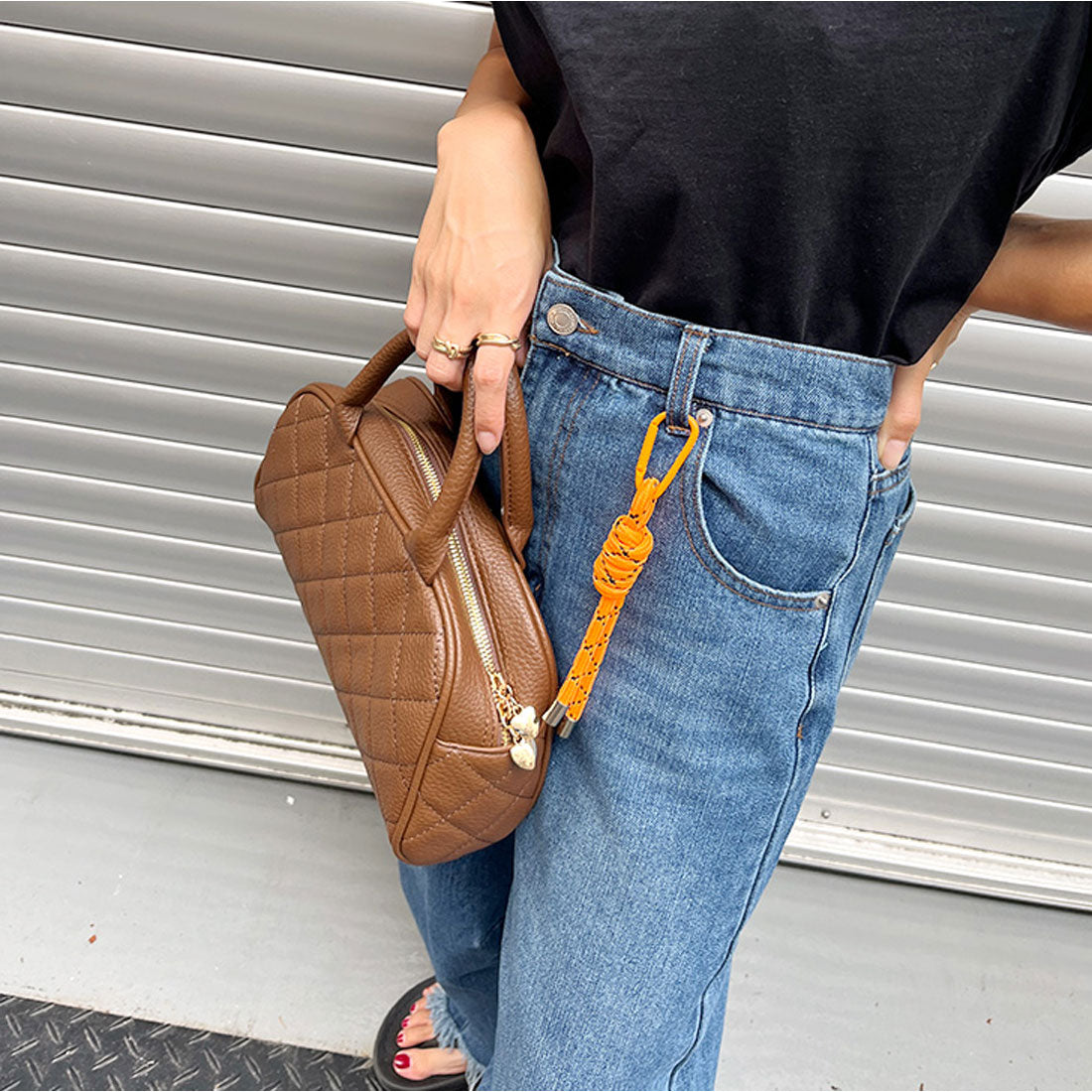 リアルスタイル REAL STYLE パラコード チャーム ストラップ キーホルダー バッグ スマホ アクセサリー おしゃれ 車 鍵 カラビナ ベルトループ かわいい トレンド