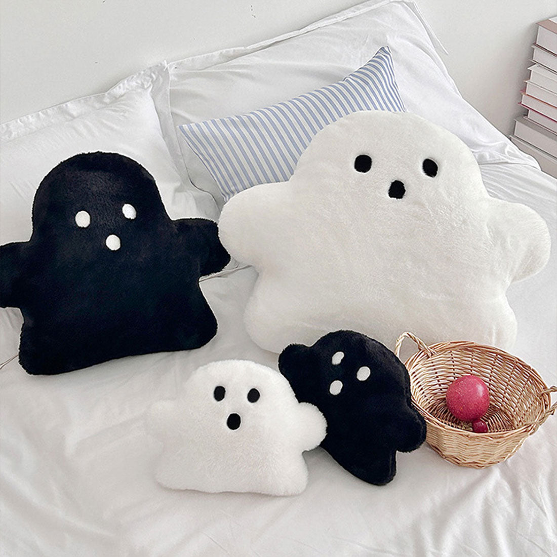 リアルスタイル REAL STYLE ハロウィン クッション ぬいぐるみ 抱き枕 おばけ オバケ 雑貨 グッズ インテリア 飾り 装飾 部屋 ソファ 置き物 かわいい キッズ