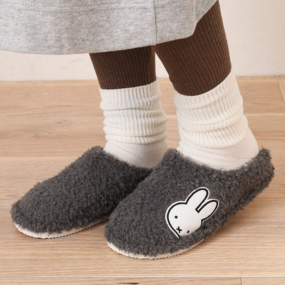 真實風格 REAL STYLE 拖鞋 米飛 Miffy 室內 冬季 暖和 女士 防寒 角色 產品 房間鞋 毛絨 毛皮 蓬鬆  fluffy