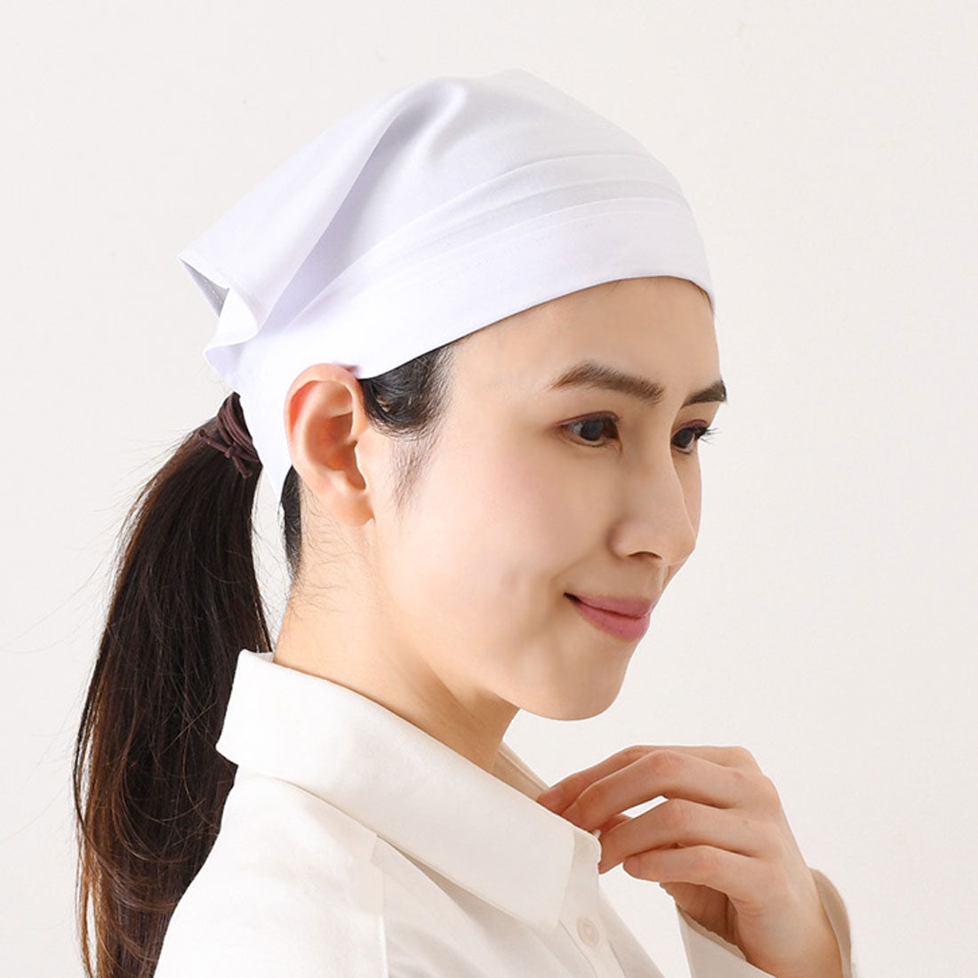 リアルスタイル REAL STYLE 三角巾 おしゃれ 子供 大人 黒 メンズ レディース バンダナ 学校 料理 キッチン エプロン 綿混 フリーサイズ 簡単 ベルクロテープ （ホワイト） ホワイト