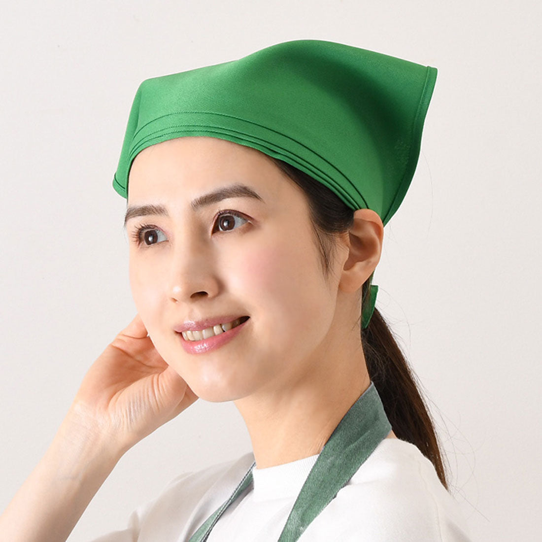 リアルスタイル REAL STYLE 三角巾 おしゃれ 子供 大人 黒 メンズ レディース バンダナ 学校 料理 キッチン エプロン 綿混 フリーサイズ 簡単 ベルクロテープ （グリーン） グリーン