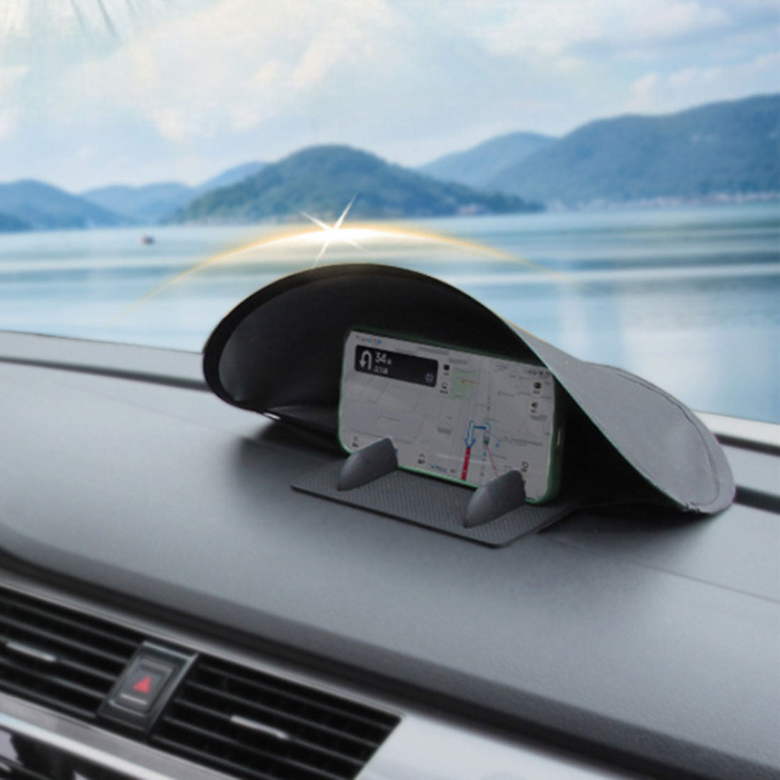 リアルスタイル REAL STYLE 車 スマホホルダー スマホスタンド スマホサンシェード 日よけ 日除け 携帯 スマホ置き 車載ホルダー 滑り止め マット 反射防止 便利 （ブラック） ブラック
