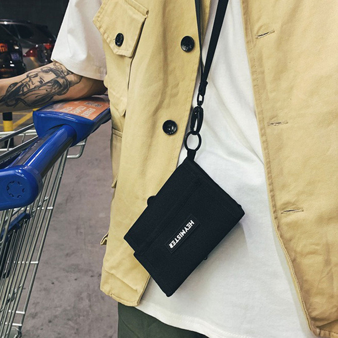 リアルスタイル REAL STYLE ミニ財布 キッズ財布 男子 三つ折り 紐付き 首かけ 子供 子ども用 ひも ストラップ ミニ スポーツ （レッド） レッド
