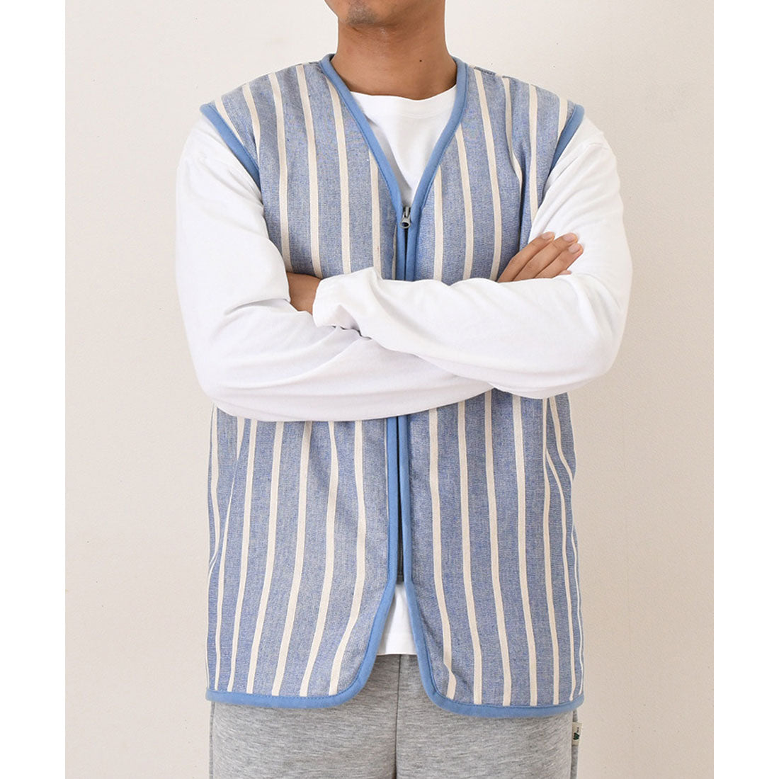 リアルスタイル REAL STYLE ベスト メンズ 秋冬 秋 冬 前開き 裏起毛 裏ボア おしゃれ 暖かい 防寒 軽い ポンチョ アウター 羽織り ジップアップ 部屋着 ゴルフ 入院 （ブラックチェック1） ブラックチェック1