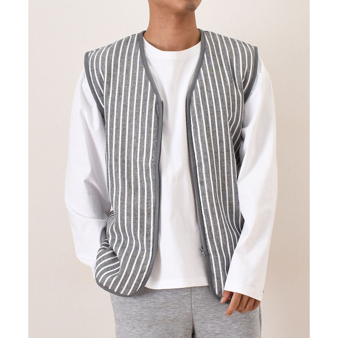 リアルスタイル REAL STYLE ベスト メンズ 秋冬 秋 冬 前開き 裏起毛 裏ボア おしゃれ 暖かい 防寒 軽い ポンチョ アウター 羽織り ジップアップ 部屋着 ゴルフ 入院 （ブラックチェック1） ブラックチェック1