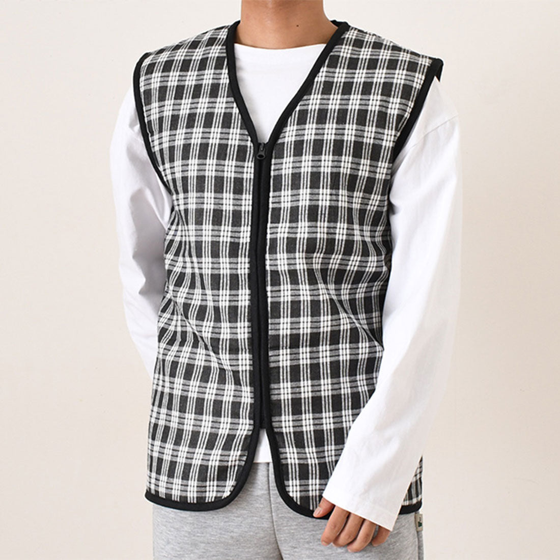 リアルスタイル REAL STYLE ベスト メンズ 秋冬 秋 冬 前開き 裏起毛 裏ボア おしゃれ 暖かい 防寒 軽い ポンチョ アウター 羽織り ジップアップ 部屋着 ゴルフ 入院 （ブラックチェック2） ブラックチェック2