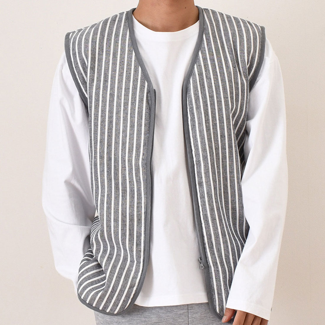 リアルスタイル REAL STYLE ベスト メンズ 秋冬 秋 冬 前開き 裏起毛 裏ボア おしゃれ 暖かい 防寒 軽い ポンチョ アウター 羽織り ジップアップ 部屋着 ゴルフ 入院 （グレーストライプ2） グレーストライプ2