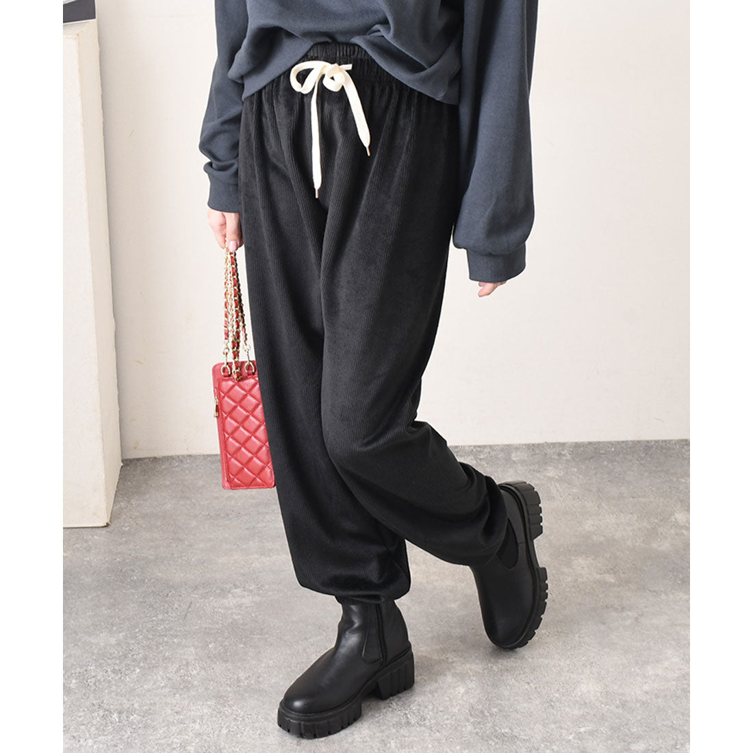 リアルスタイル REAL STYLE ジョガーパンツ レディース コーデュロイ 秋 冬 暖かい 防寒 寒さ対策 柔らかい ウエストゴム 伸縮性 かわいい 通勤 通学 部屋着 楽ちん