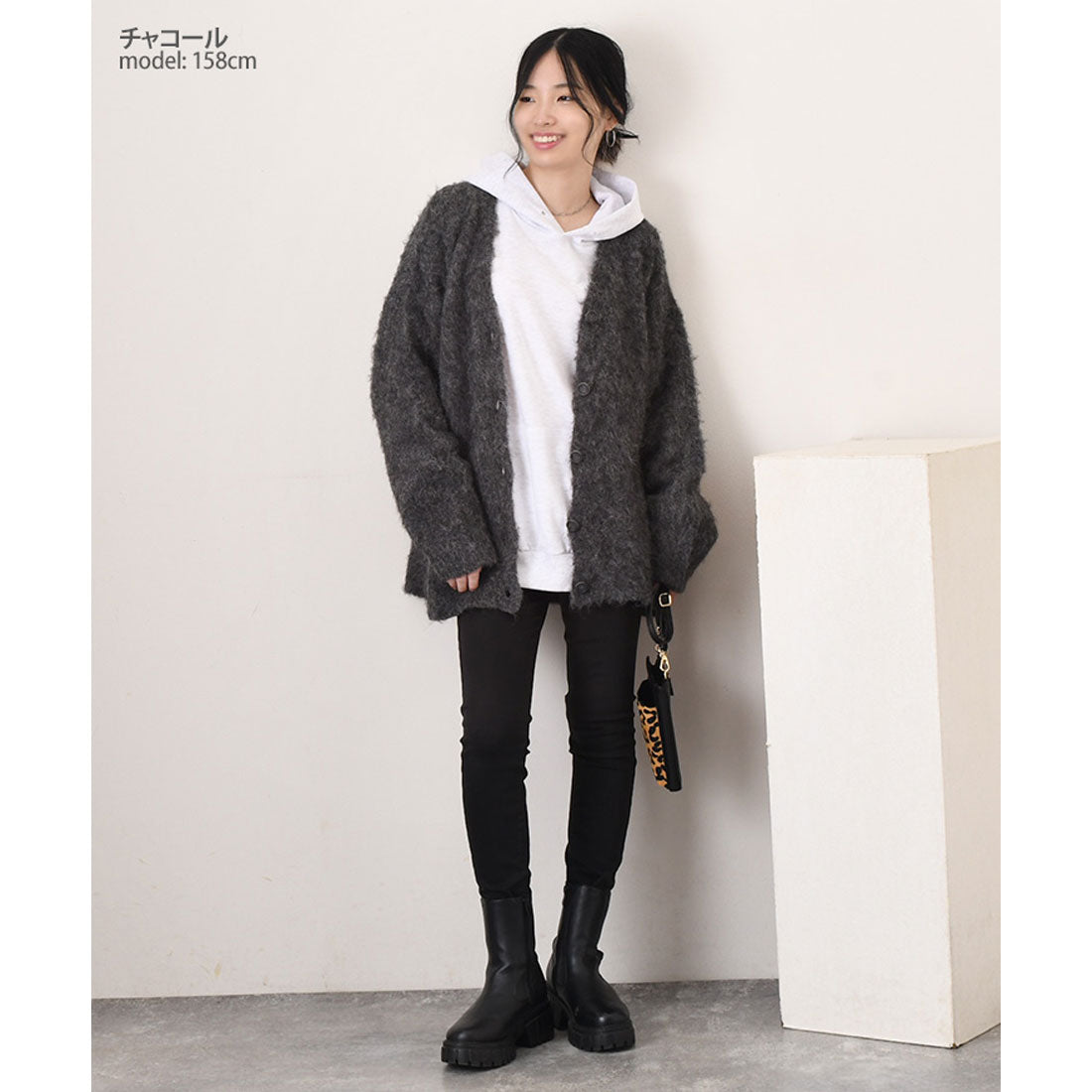 リアルスタイル REAL STYLE カーディガン レディース 秋冬 厚手 ニット 極暖 軽い アウター トップス Vネック 大きめ ゆったり 羽織り 体型カバー 可愛い おしゃれ