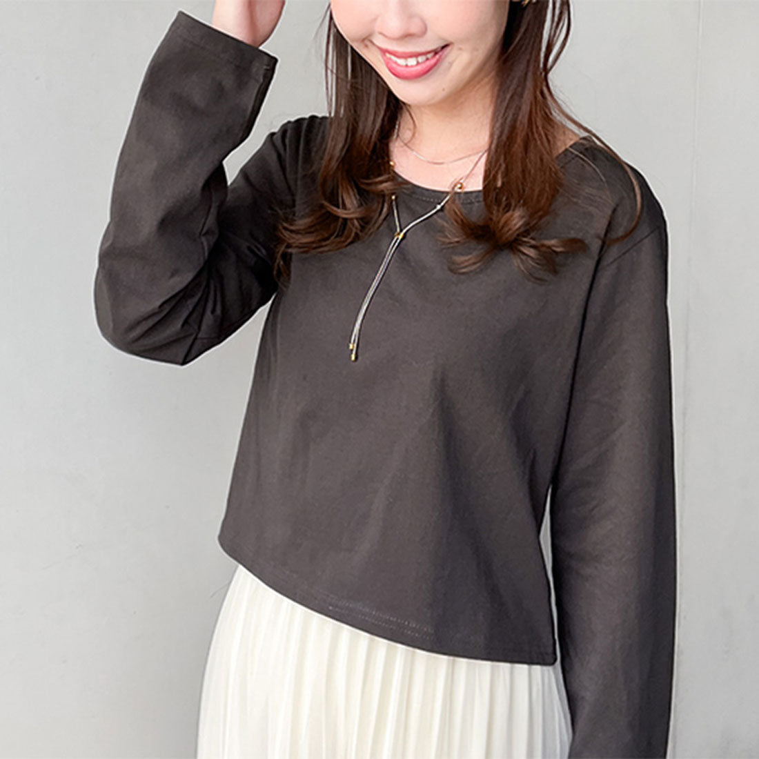 リアルスタイル REAL STYLE カットソー レディース 長袖 薄手 春 夏 秋 トップス ショート丈 短め 綿 コットン おしゃれ 白 黒 ゆったり 可愛い シンプル 丸首 韓国ファッション チンチャコリア