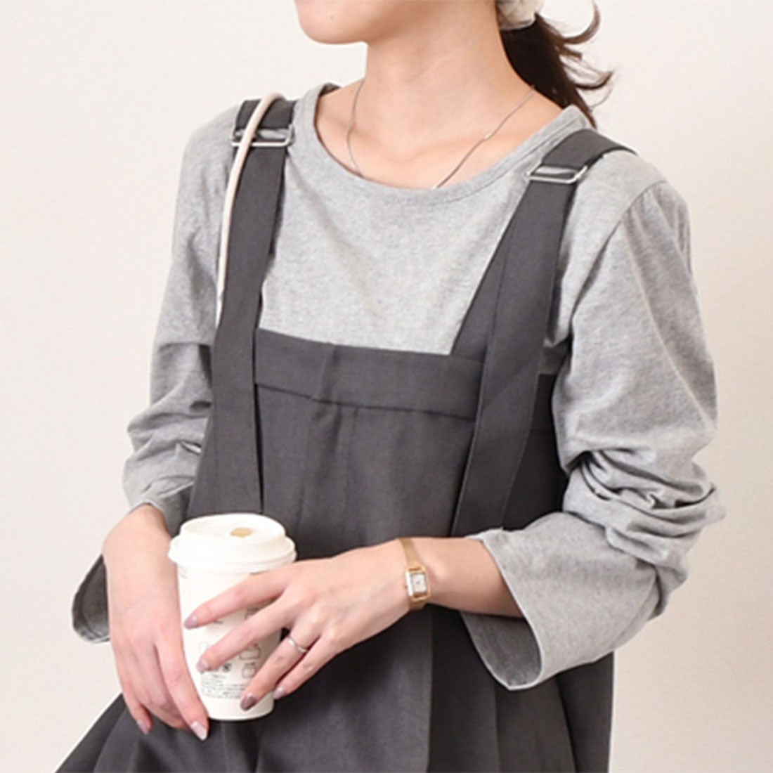 リアルスタイル REAL STYLE カットソー レディース 長袖 薄手 春 夏 秋 トップス ショート丈 短め 綿 コットン おしゃれ 白 黒 ゆったり 可愛い シンプル 丸首 韓国ファッション チンチャコリア