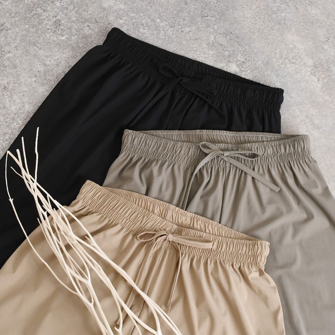 リアルスタイル REAL STYLE ストレートパンツ レディース 夏 涼しい 速乾 ワイドパンツ ストレッチ ウエストゴム 軽量 ボトムス ズボン オフィス カジュアル 韓国 （ブラック） ブラック