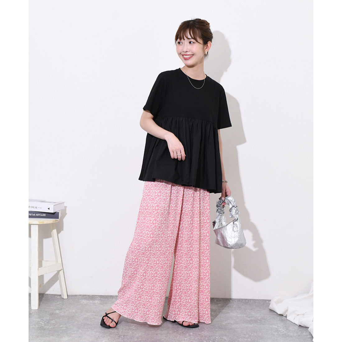 リアルスタイル REAL STYLE ワイドパンツ レディース きれいめ 夏 涼しい プリーツ 花柄 軽い ズボン ガウチョ ボトムス ウエストゴム ゆったり 速乾 プリント （ブラック） ブラック