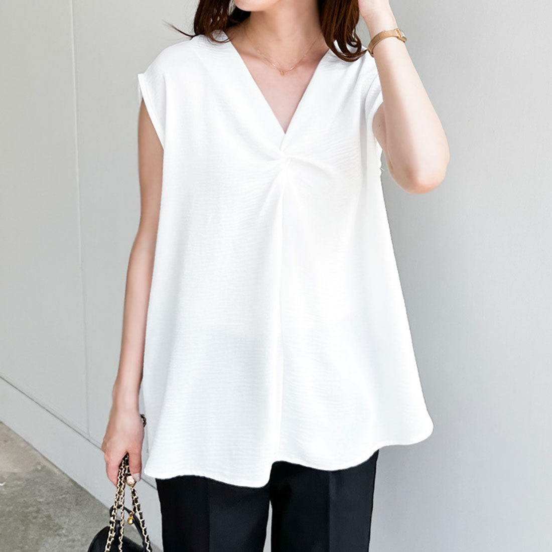 リアルスタイル REAL STYLE ブラウス レディース 夏 オフィス シャツ トップス ノースリーブ タンクトップ 薄手 涼しい ゆったり ツイスト Vネック おしゃれ スラブ 韓国ファッション チンチャコリア （オフホワイト） オフホワイト